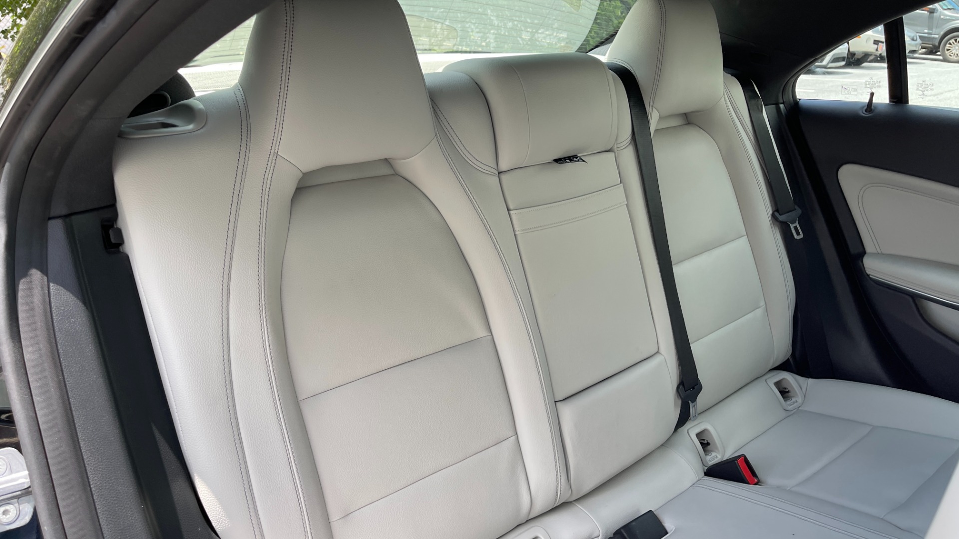 Used 2019 Mercedes-Benz CLA CLA 250 / PANORAMIC ROOF / PREMIUM / CONVENIENCE / HARMAN KARDON SOUND for sale Sold at Formula Imports in Charlotte NC 28227 34