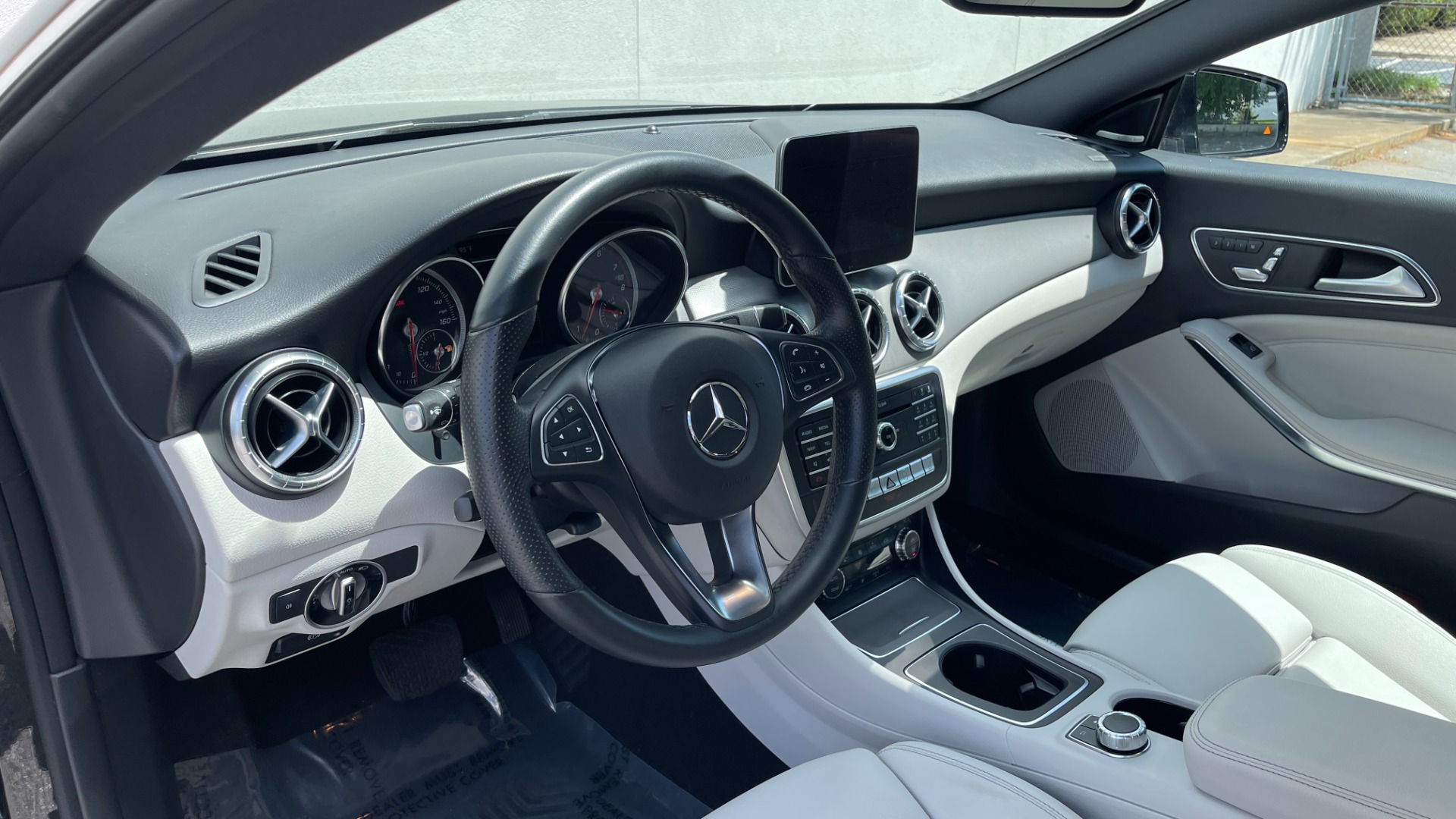 Used 2019 Mercedes-Benz CLA CLA 250 / PANORAMIC ROOF / PREMIUM / CONVENIENCE / HARMAN KARDON SOUND for sale Sold at Formula Imports in Charlotte NC 28227 58