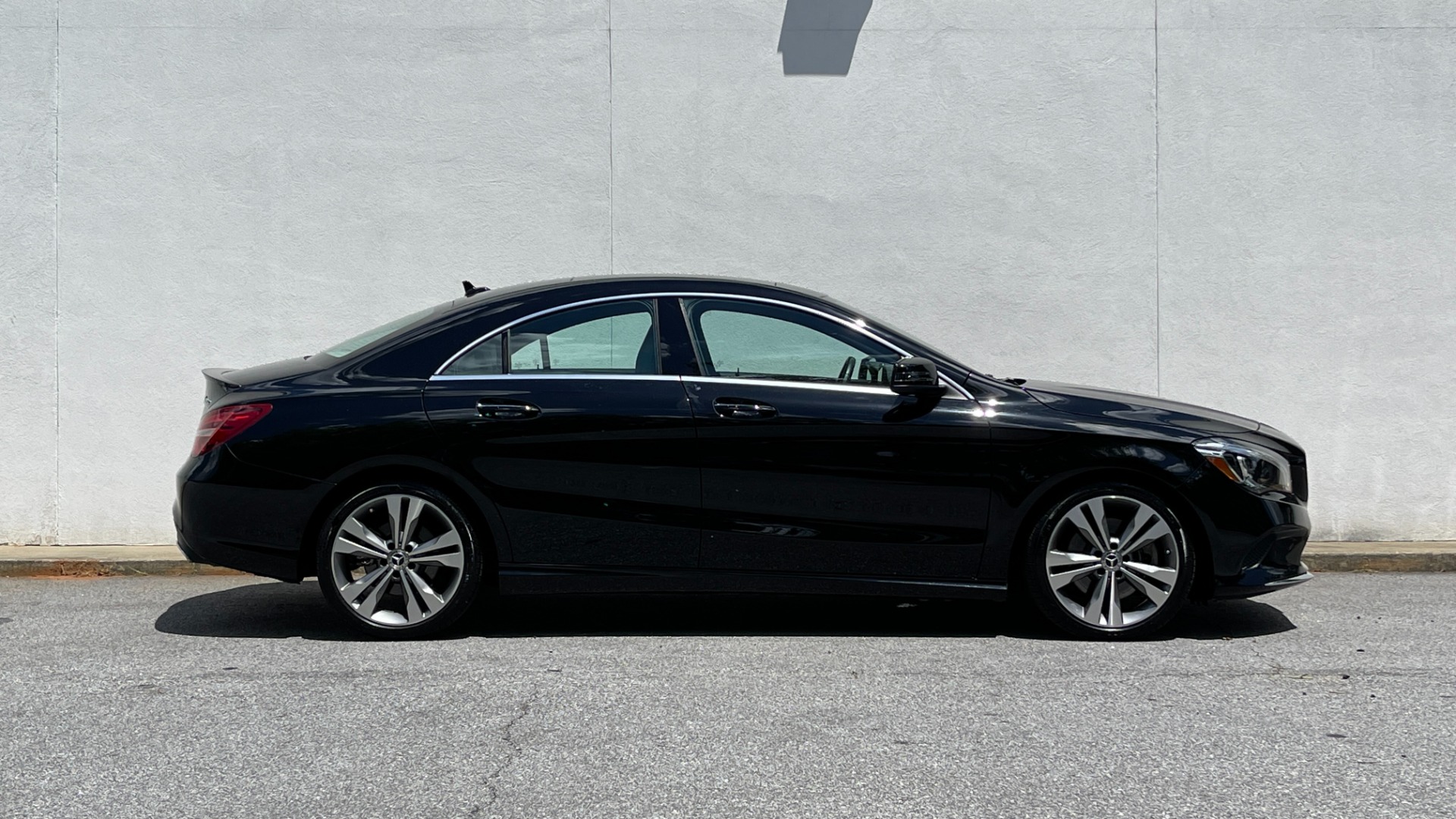 Used 2019 Mercedes-Benz CLA CLA 250 / PANORAMIC ROOF / PREMIUM / CONVENIENCE / HARMAN KARDON SOUND for sale Sold at Formula Imports in Charlotte NC 28227 8
