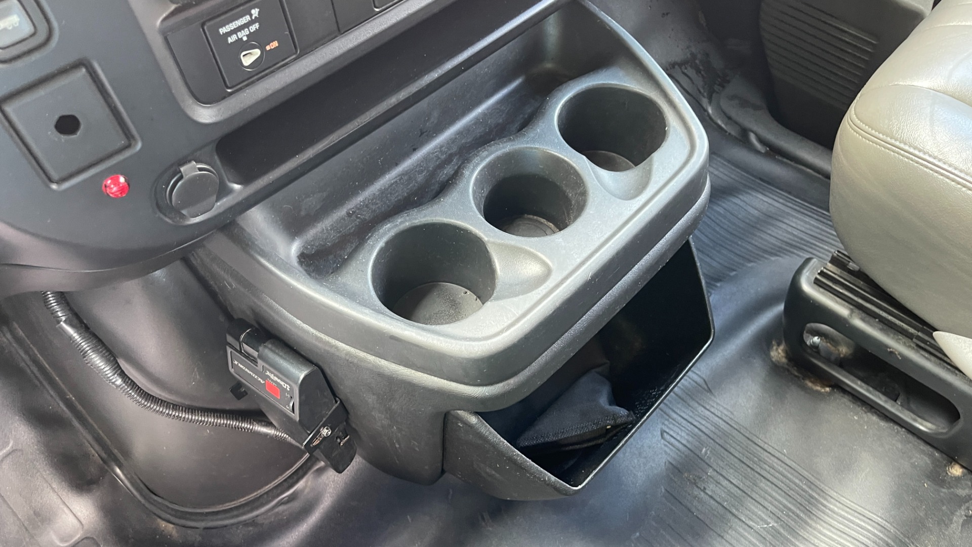 Used 2007 Chevrolet Express Passenger for sale Sold at Formula Imports in Charlotte NC 28227 14