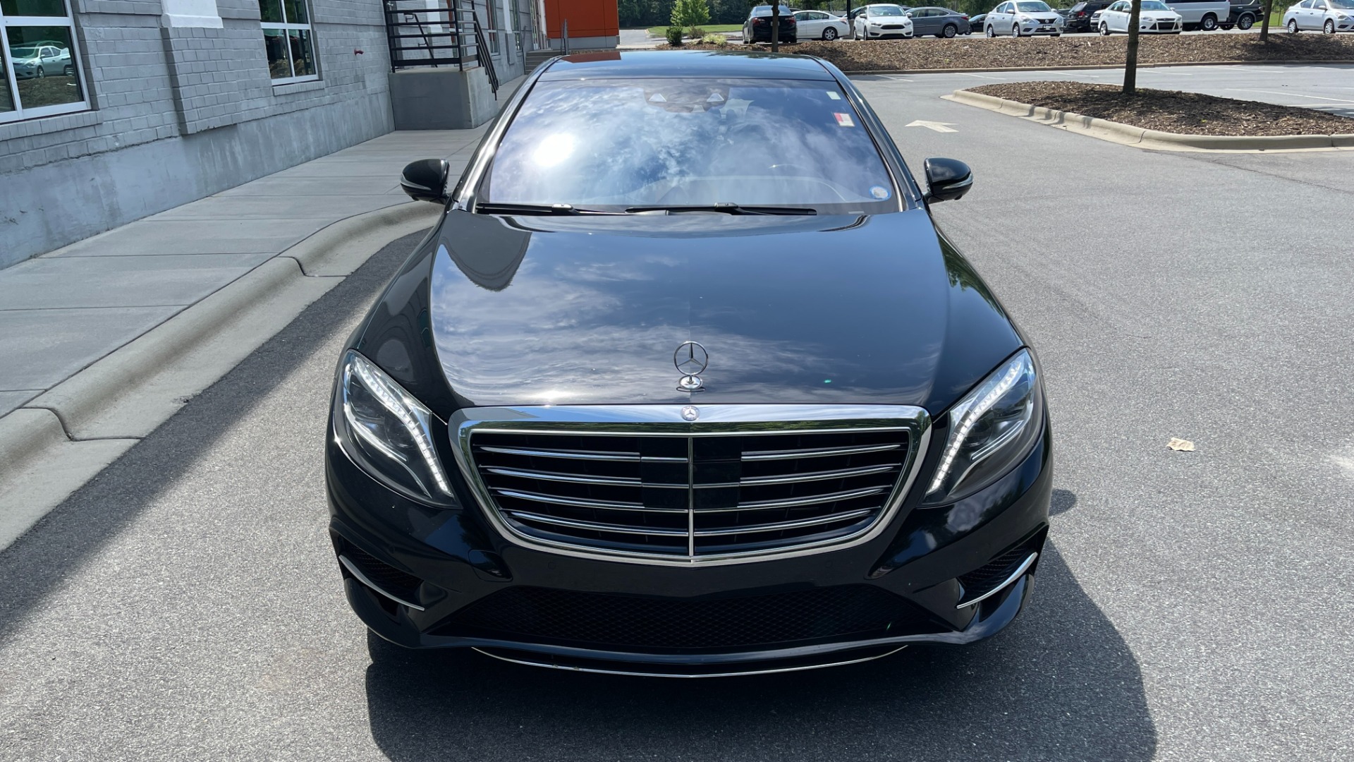 Used 2015 Mercedes-Benz S-Class S550 / 20IN AMG WHEELS / SPORT / COMFORT / PREMIUM / DRIVER ASSIST for sale $38,595 at Formula Imports in Charlotte NC 28227 51