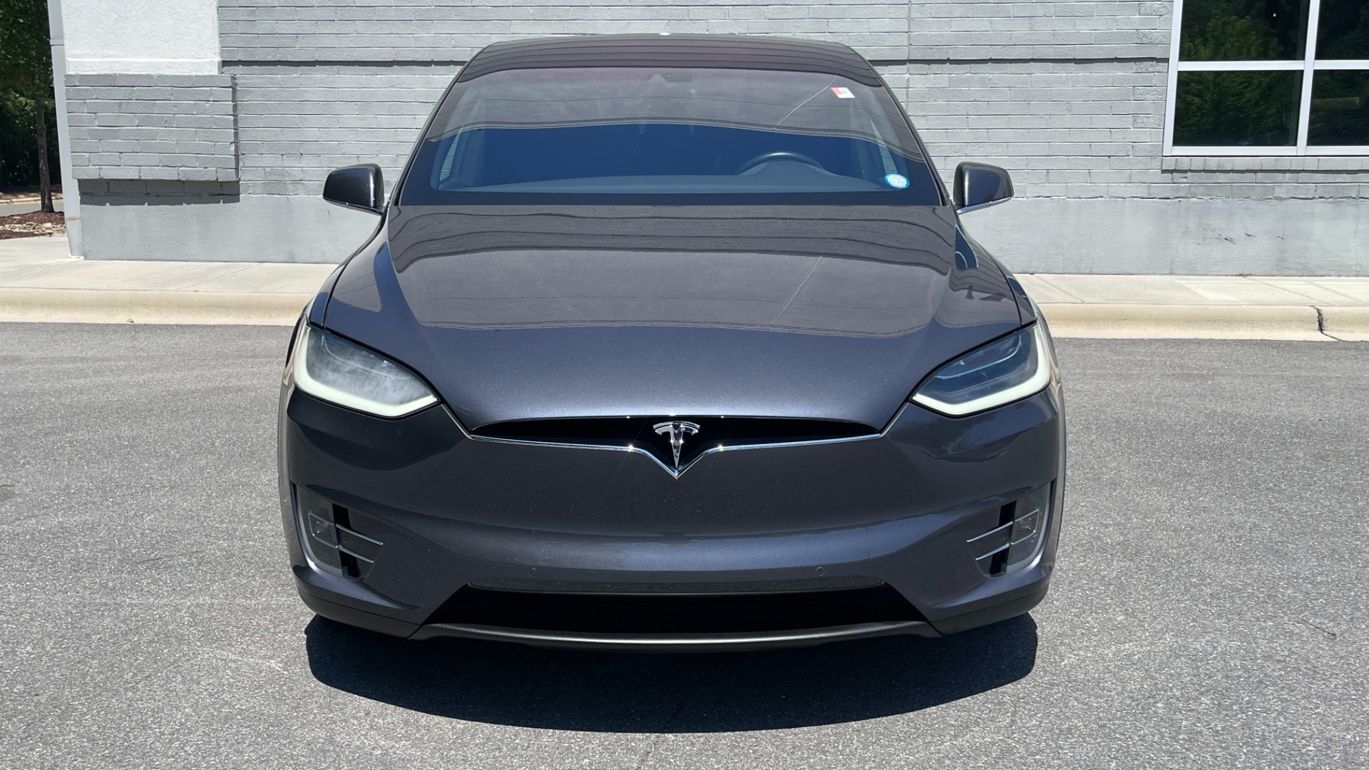 Used 2016 Tesla Model X 90D / AUTOPILOT / 3RD ROW / FALCON DOORS / ADJUSTABLE SUSPENSION for sale $62,995 at Formula Imports in Charlotte NC 28227 21