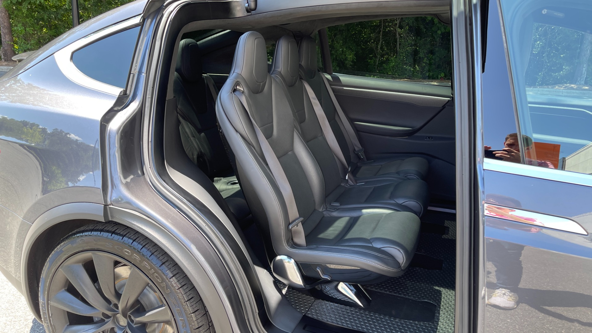 Used 2016 Tesla Model X 90D / AUTOPILOT / 3RD ROW / FALCON DOORS / ADJUSTABLE SUSPENSION for sale $62,995 at Formula Imports in Charlotte NC 28227 46