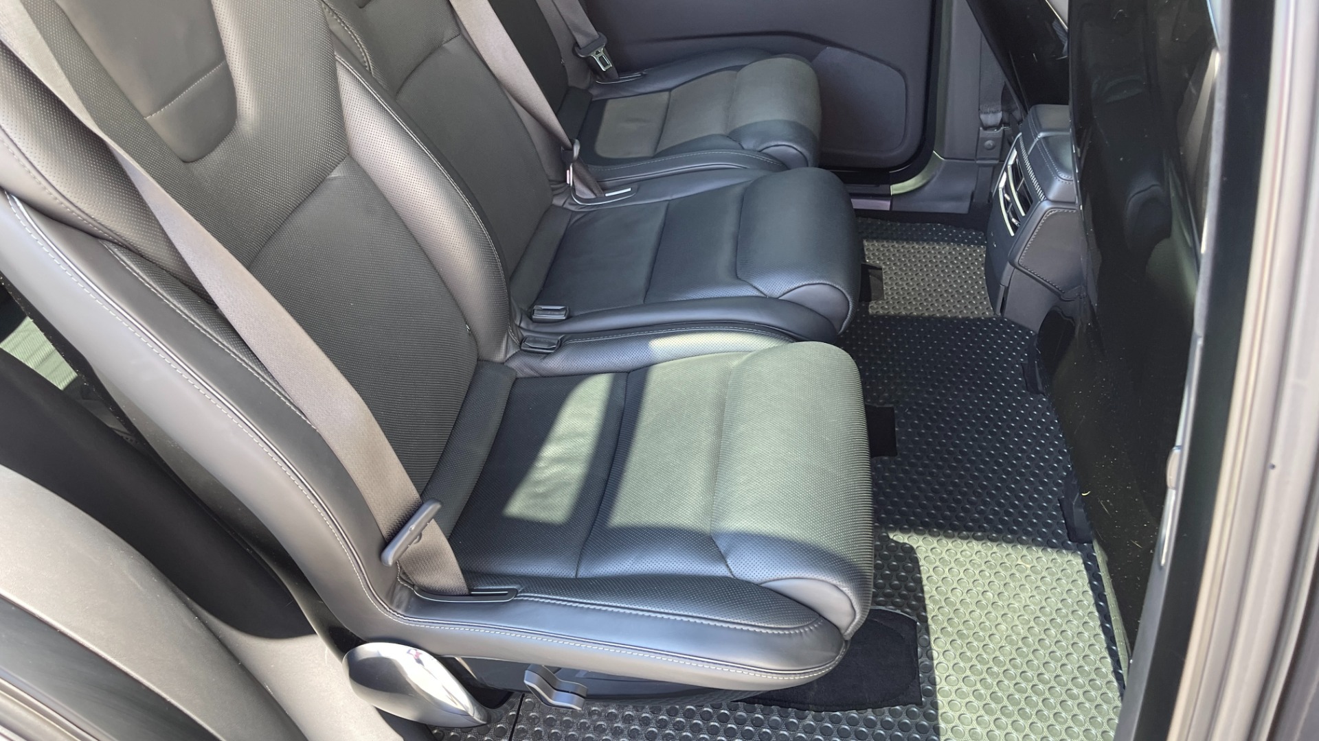 Used 2016 Tesla Model X 90D / AUTOPILOT / 3RD ROW / FALCON DOORS / ADJUSTABLE SUSPENSION for sale $62,995 at Formula Imports in Charlotte NC 28227 48
