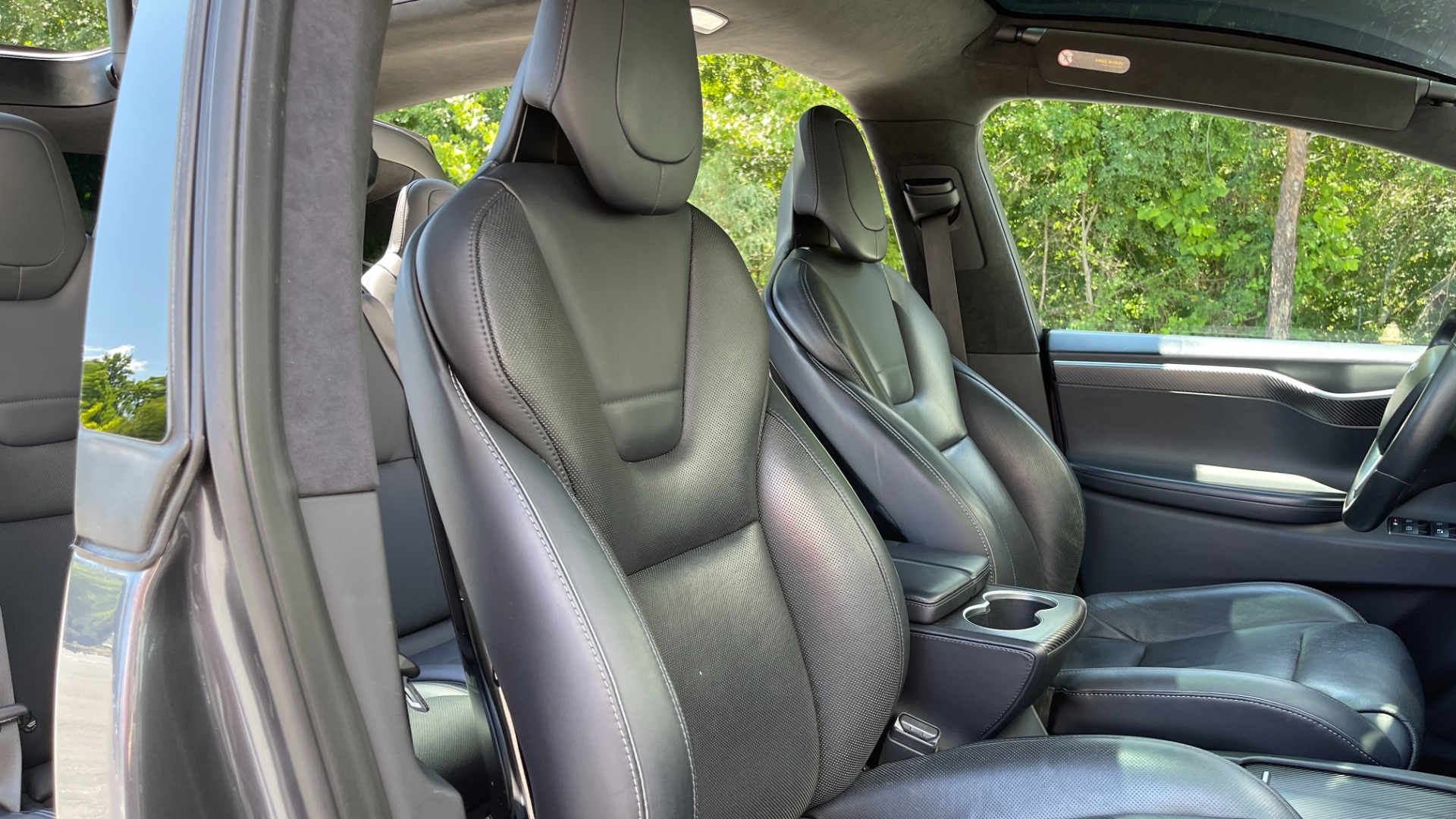 Used 2016 Tesla Model X 90D / AUTOPILOT / 3RD ROW / FALCON DOORS / ADJUSTABLE SUSPENSION for sale $62,995 at Formula Imports in Charlotte NC 28227 54