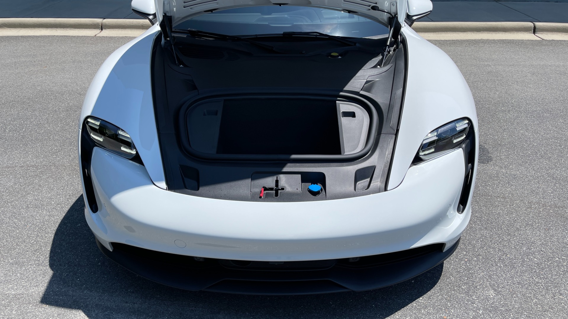 Used 2022 Porsche TAYCAN 4S PREMIUM ELECTRIC SEDAN / TECH / BOSE / PANO-ROOF / CAMERA for sale Sold at Formula Imports in Charlotte NC 28227 10