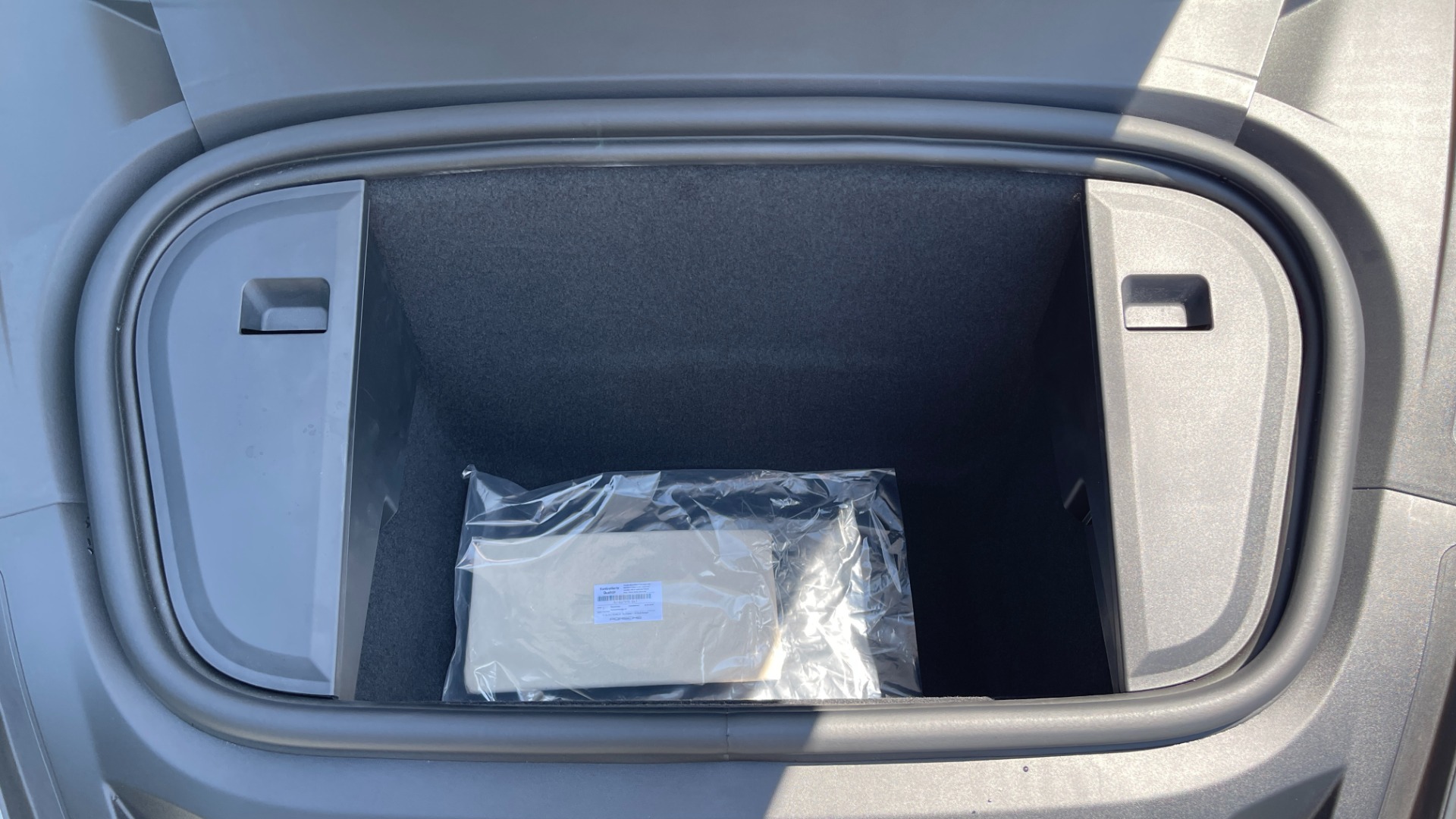 Used 2022 Porsche TAYCAN 4S PREMIUM ELECTRIC SEDAN / TECH / BOSE / PANO-ROOF / CAMERA for sale Sold at Formula Imports in Charlotte NC 28227 20
