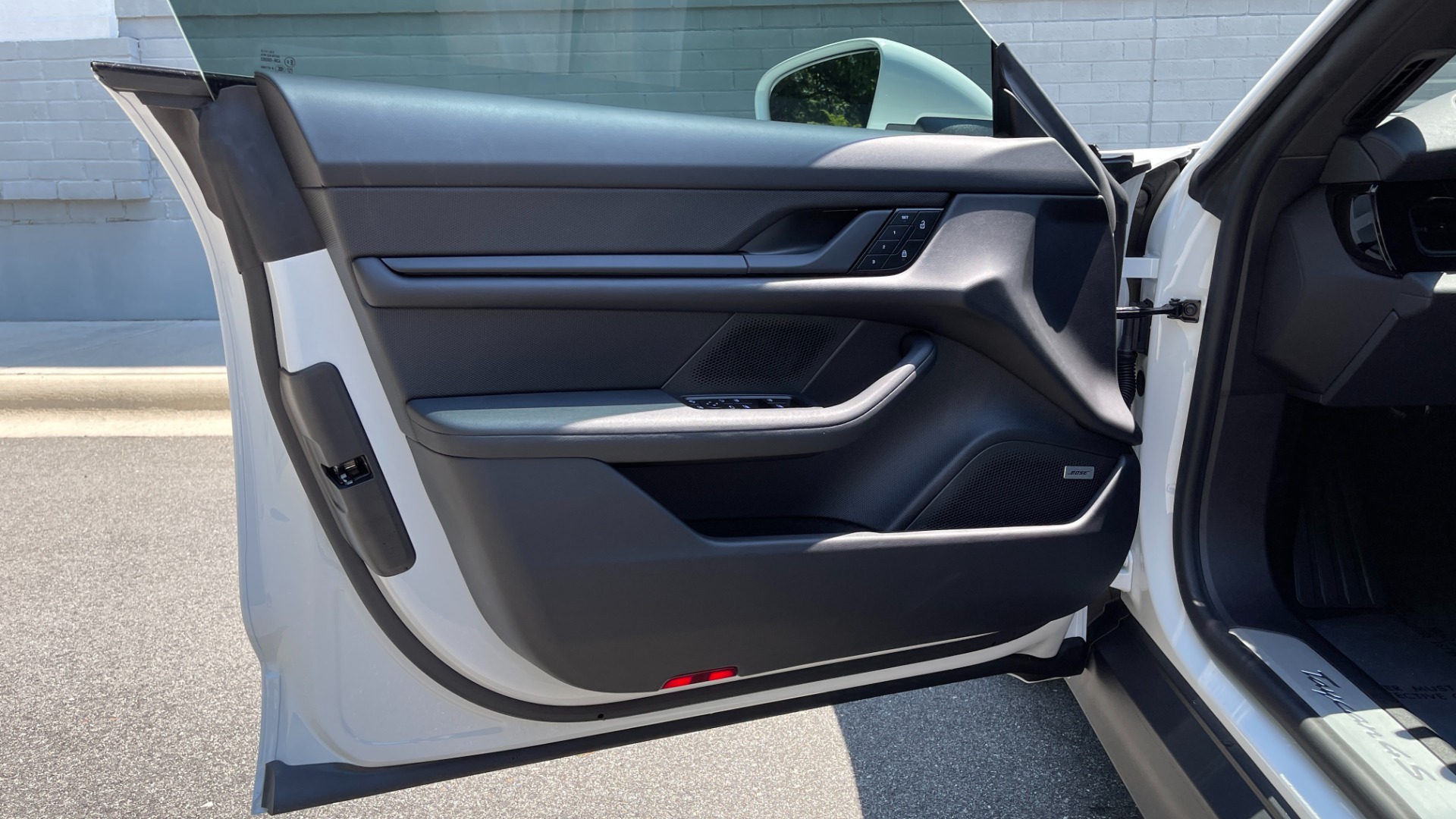 Used 2022 Porsche TAYCAN 4S PREMIUM ELECTRIC SEDAN / TECH / BOSE / PANO-ROOF / CAMERA for sale Sold at Formula Imports in Charlotte NC 28227 26