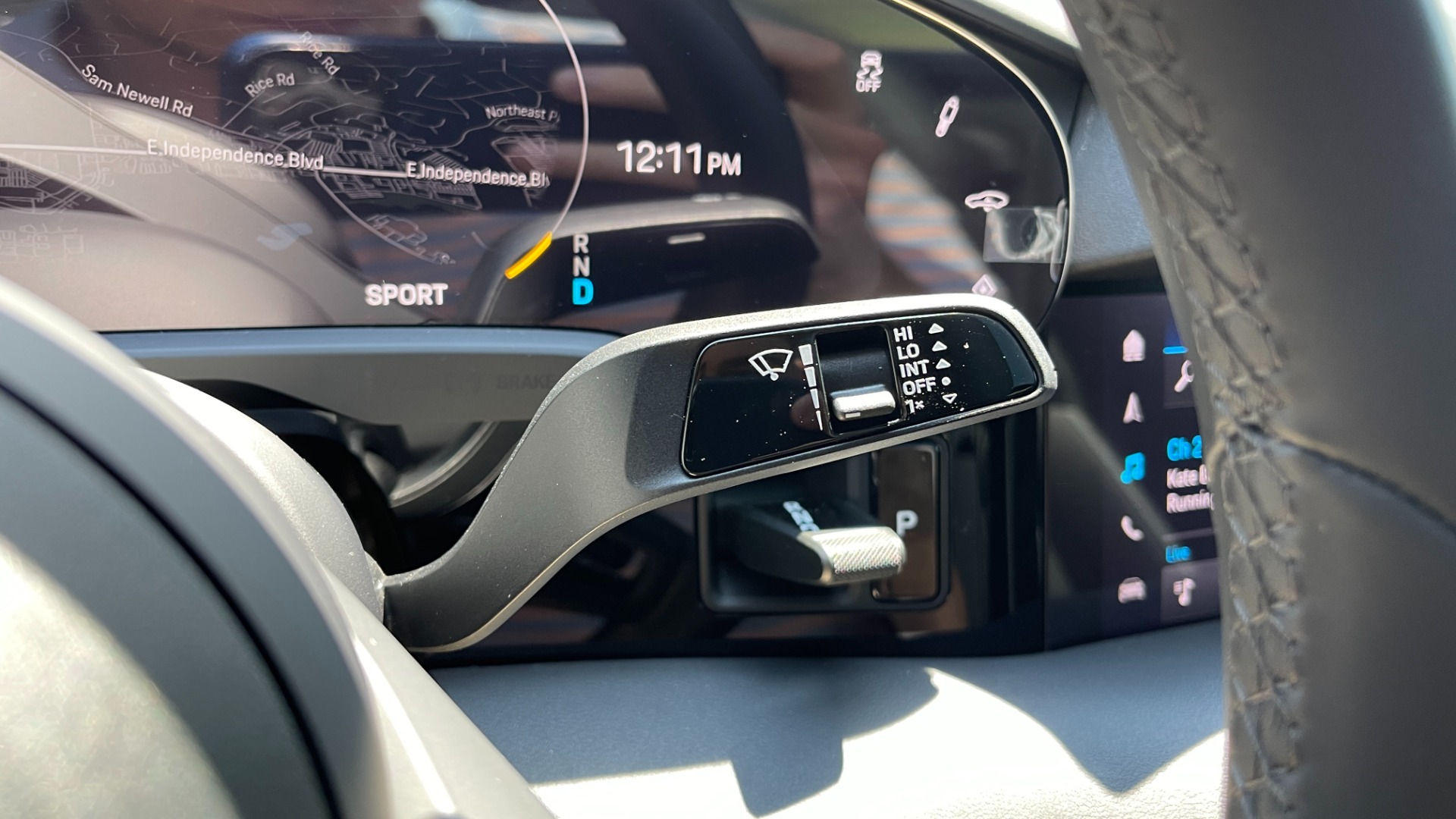 Used 2022 Porsche TAYCAN 4S PREMIUM ELECTRIC SEDAN / TECH / BOSE / PANO-ROOF / CAMERA for sale Sold at Formula Imports in Charlotte NC 28227 33