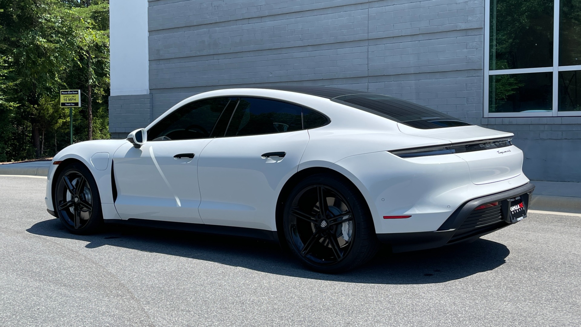 Used 2022 Porsche TAYCAN 4S PREMIUM ELECTRIC SEDAN / TECH / BOSE / PANO-ROOF / CAMERA for sale Sold at Formula Imports in Charlotte NC 28227 4