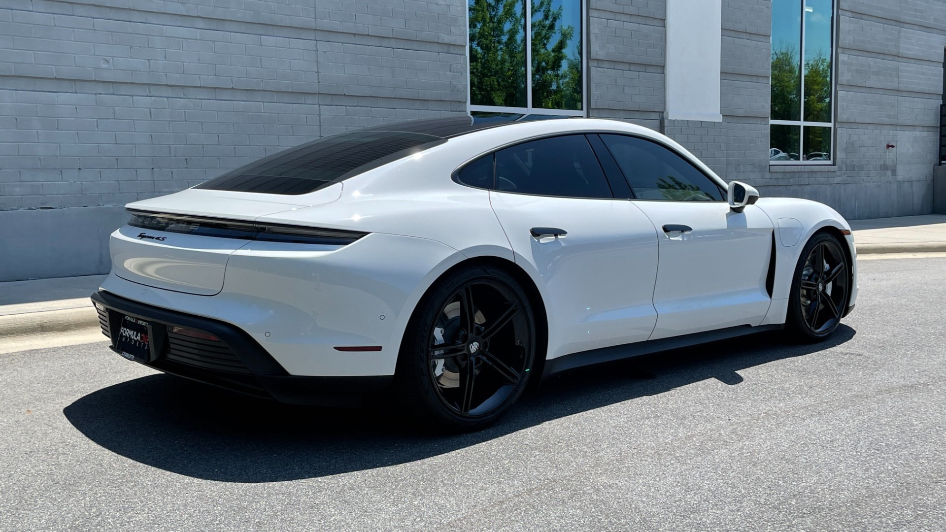 Used 2022 Porsche TAYCAN 4S PREMIUM ELECTRIC SEDAN / TECH / BOSE / PANO-ROOF / CAMERA for sale Sold at Formula Imports in Charlotte NC 28227 5