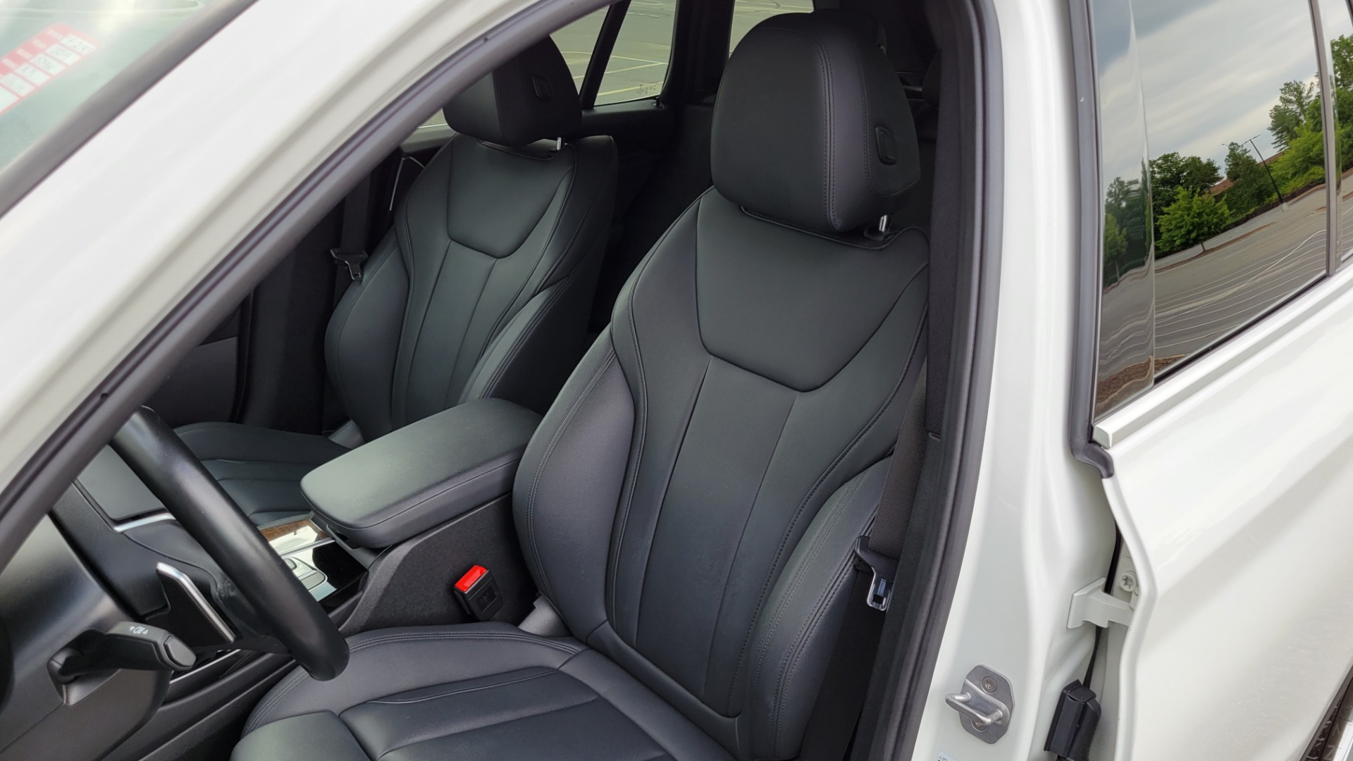 Used 2019 BMW X3 SDRIVE30I / 2.0L / RWD / CONV PKG / NAV / PANO-ROOF / CAMERA for sale Sold at Formula Imports in Charlotte NC 28227 36
