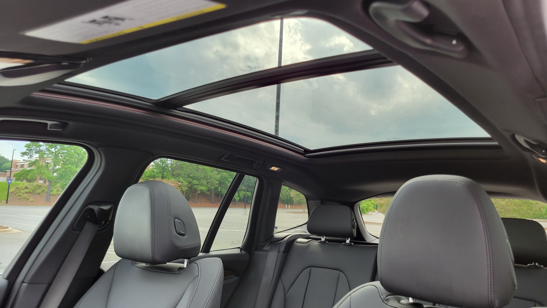 Used 2019 BMW X3 SDRIVE30I / 2.0L / RWD / CONV PKG / NAV / PANO-ROOF / CAMERA for sale Sold at Formula Imports in Charlotte NC 28227 47