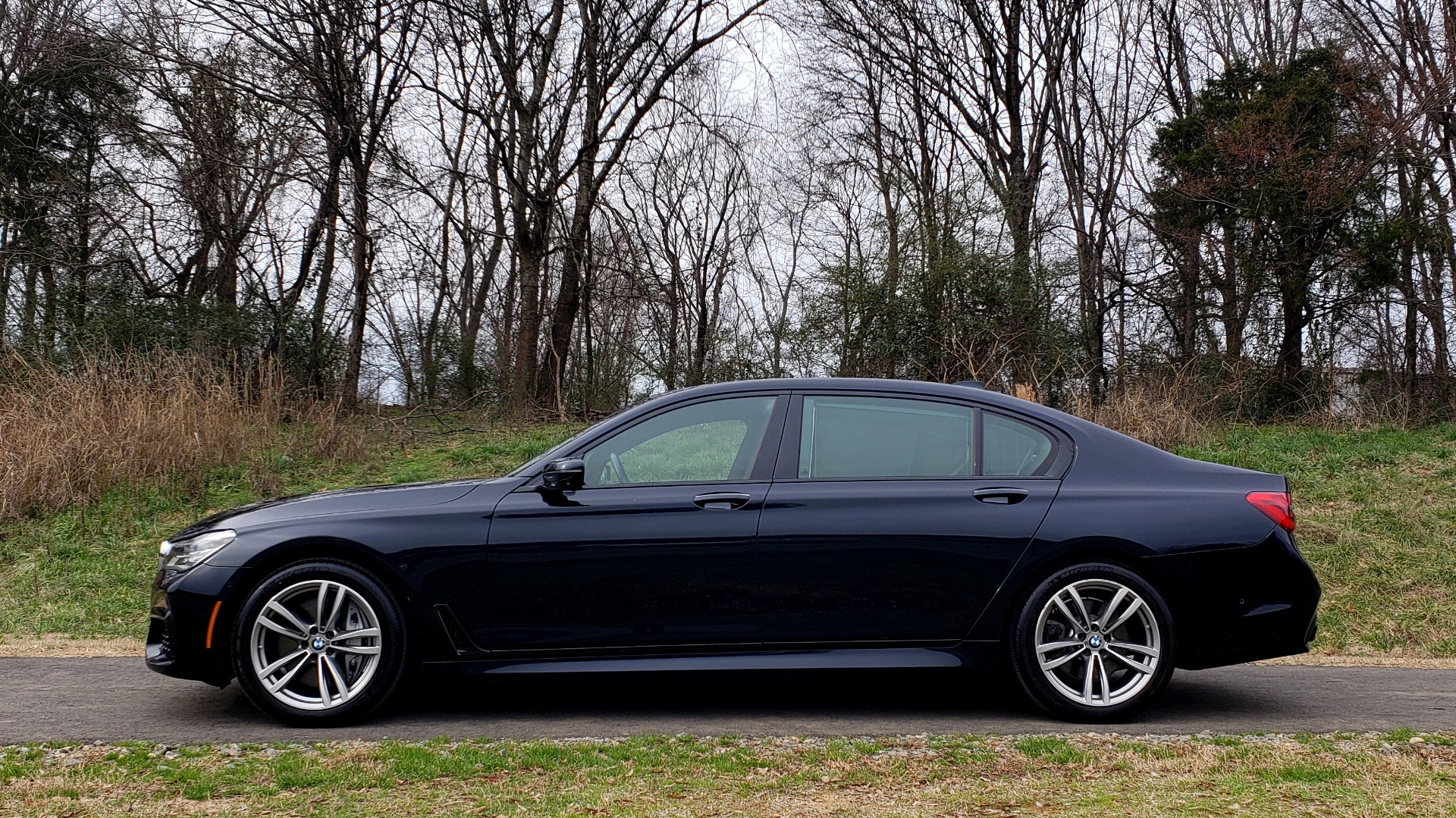 Used 2017 BMW 7 SERIES 750I XDRIVE / M-SPORT / DRVR ASST / EXEC PKG / CLD WTHR for sale Sold at Formula Imports in Charlotte NC 28227 2