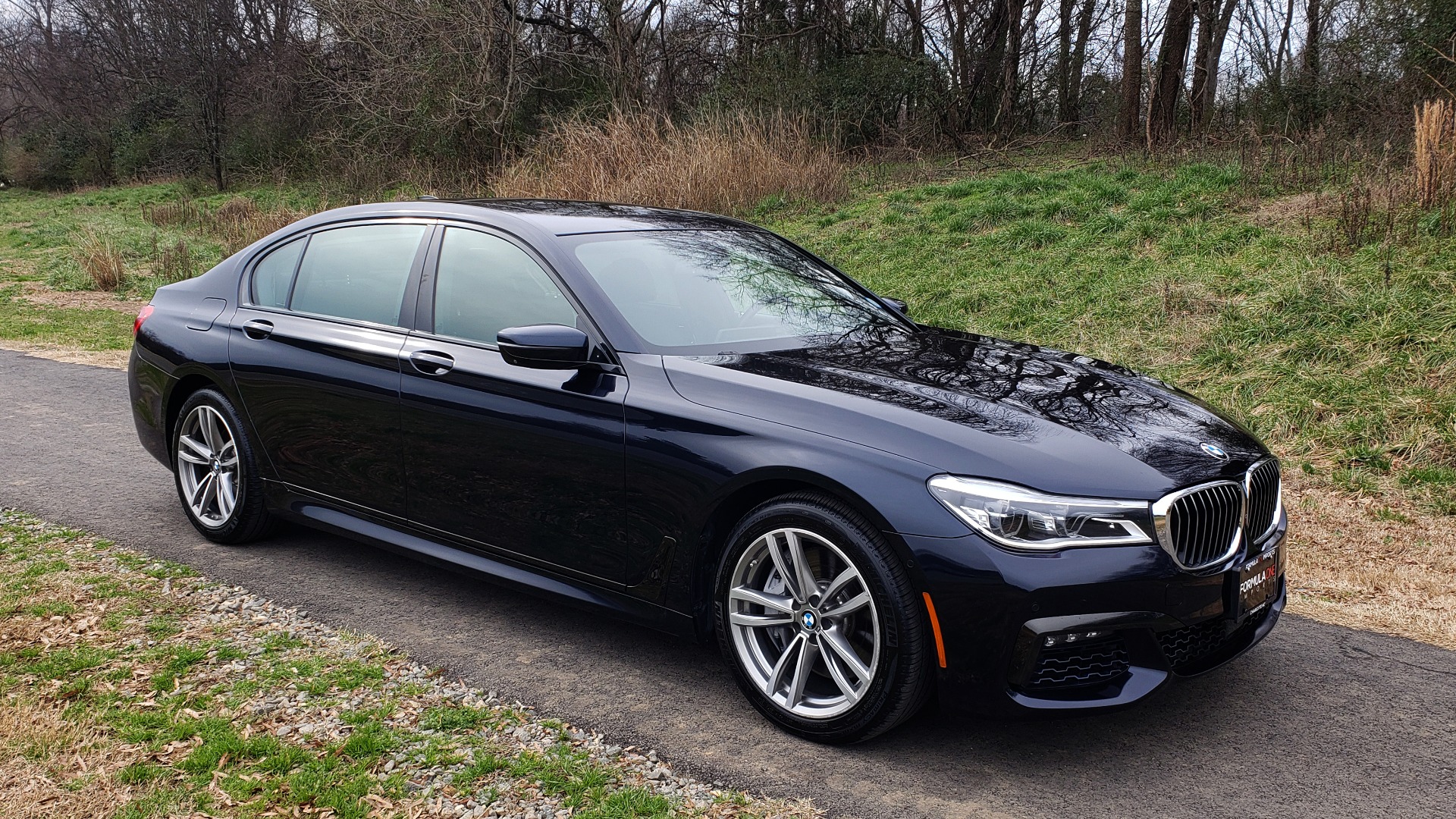 Used 2017 BMW 7 SERIES 750I XDRIVE / M-SPORT / DRVR ASST / EXEC PKG / CLD WTHR for sale Sold at Formula Imports in Charlotte NC 28227 4