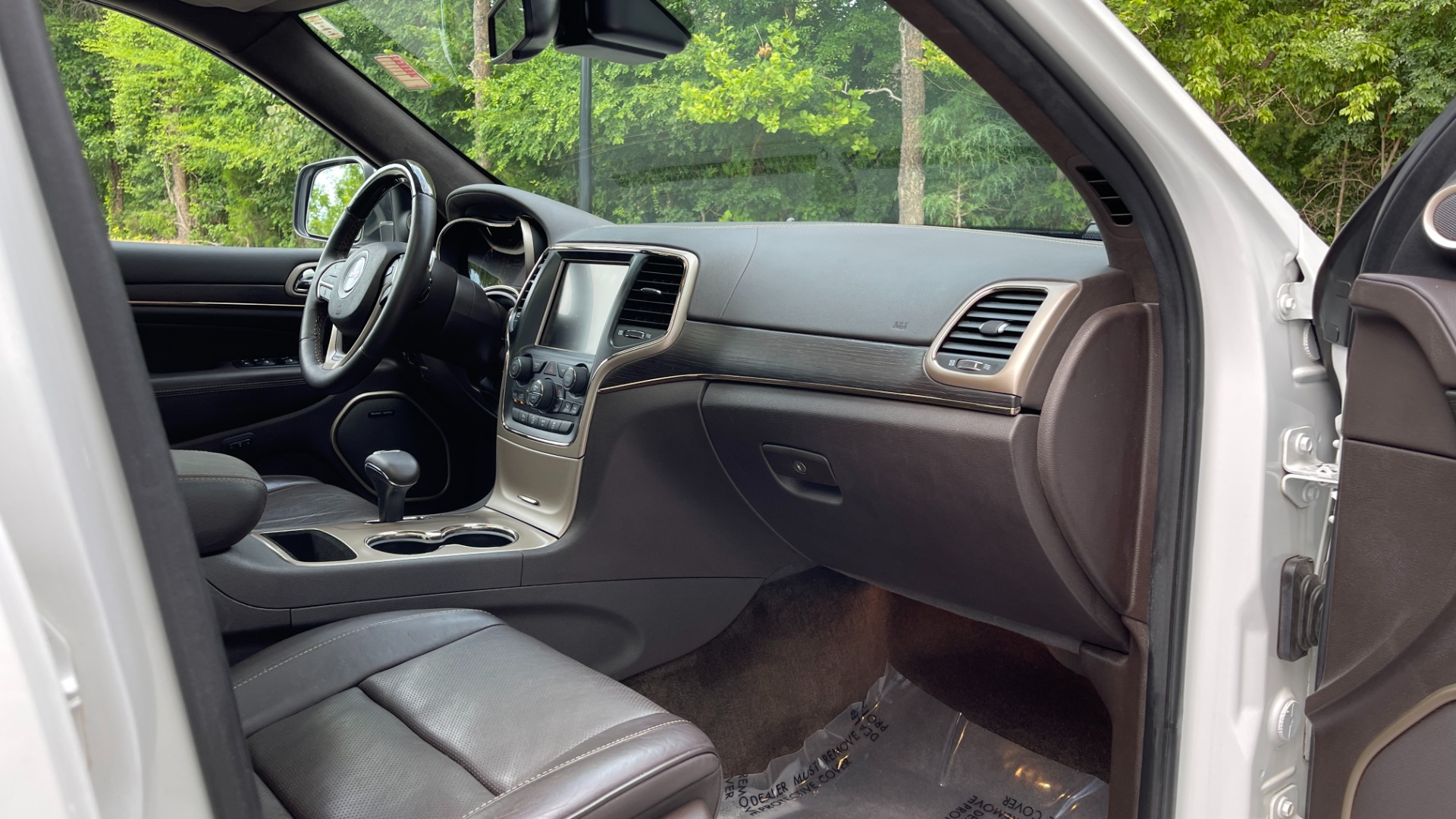 Used 2015 Jeep Grand Cherokee Summit / V8 / RWD / TOW PACKAGE / PANORAMIC ROOF for sale $15,500 at Formula Imports in Charlotte NC 28227 11