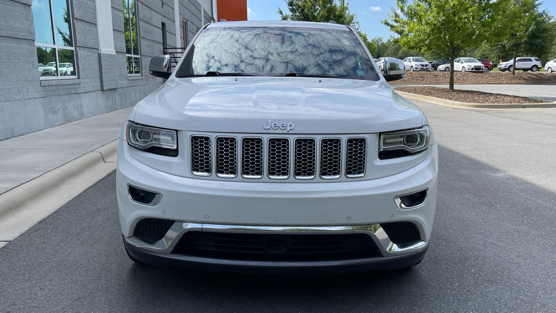 Used 2015 Jeep Grand Cherokee Summit / V8 / RWD / TOW PACKAGE / PANORAMIC ROOF for sale Sold at Formula Imports in Charlotte NC 28227 2