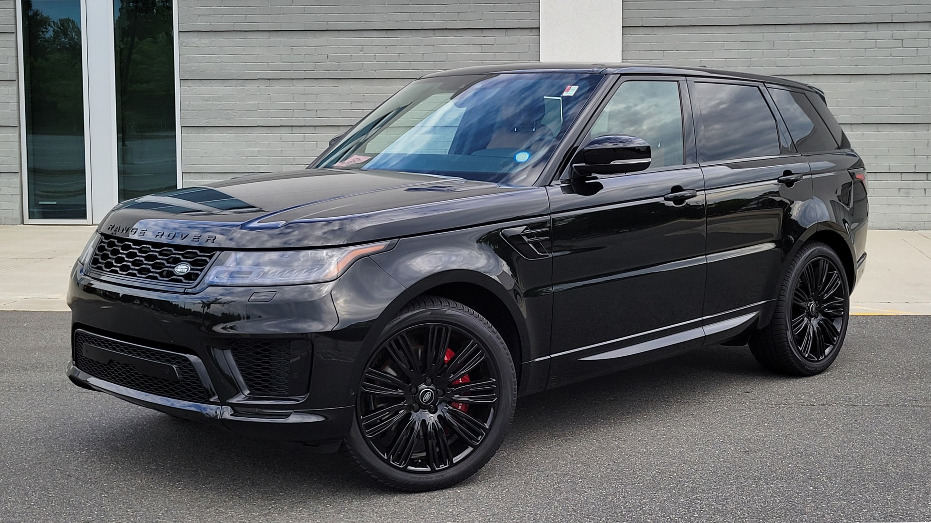 Used 2022 Land Rover RANGE ROVER SPORT HSE DYNAMIC 518HP / NAV / SUNROOF / MERIDIAN / CAMERA for sale Sold at Formula Imports in Charlotte NC 28227 11