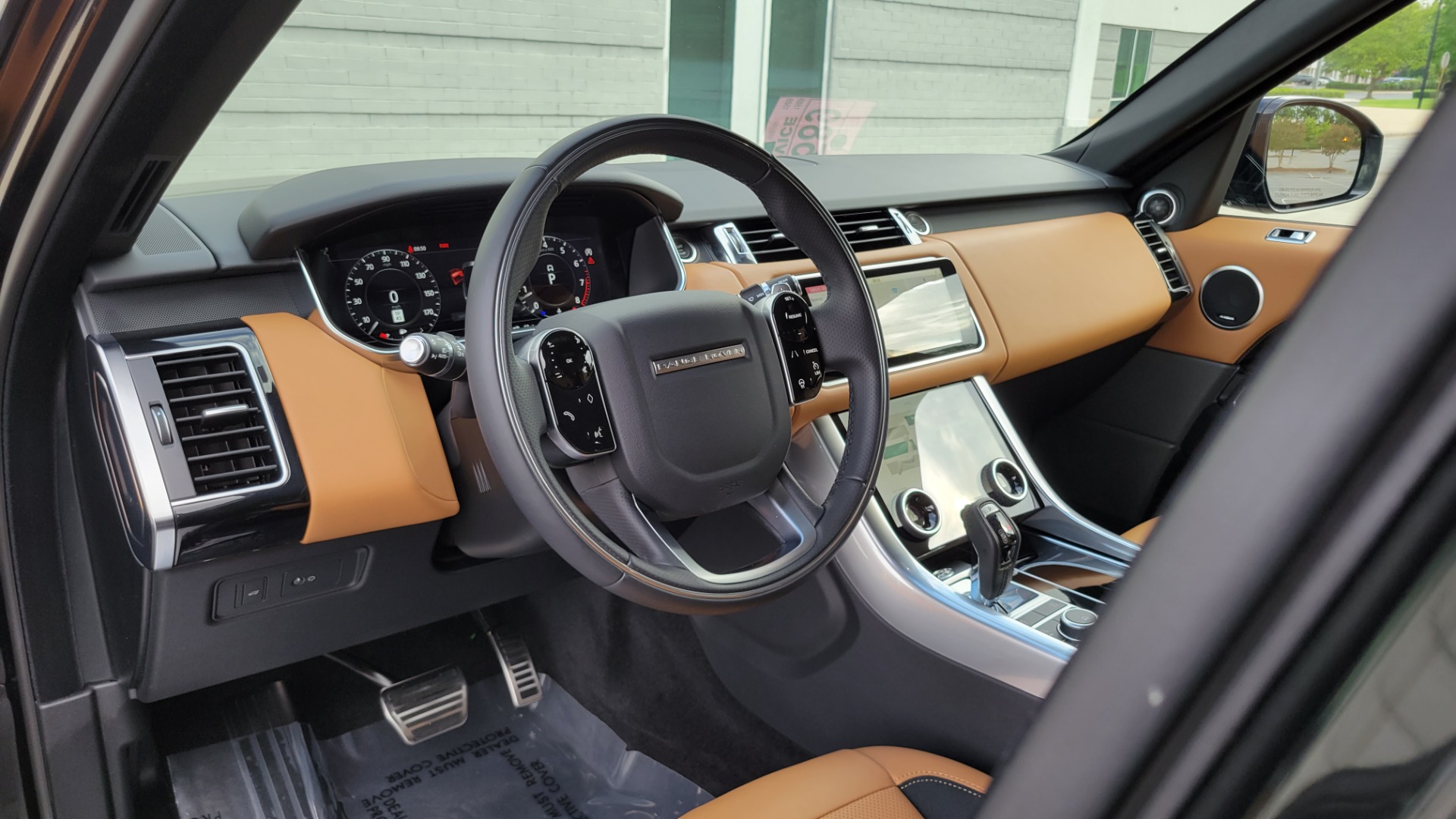 Used 2022 Land Rover RANGE ROVER SPORT HSE DYNAMIC 518HP / NAV / SUNROOF / MERIDIAN / CAMERA for sale Sold at Formula Imports in Charlotte NC 28227 44