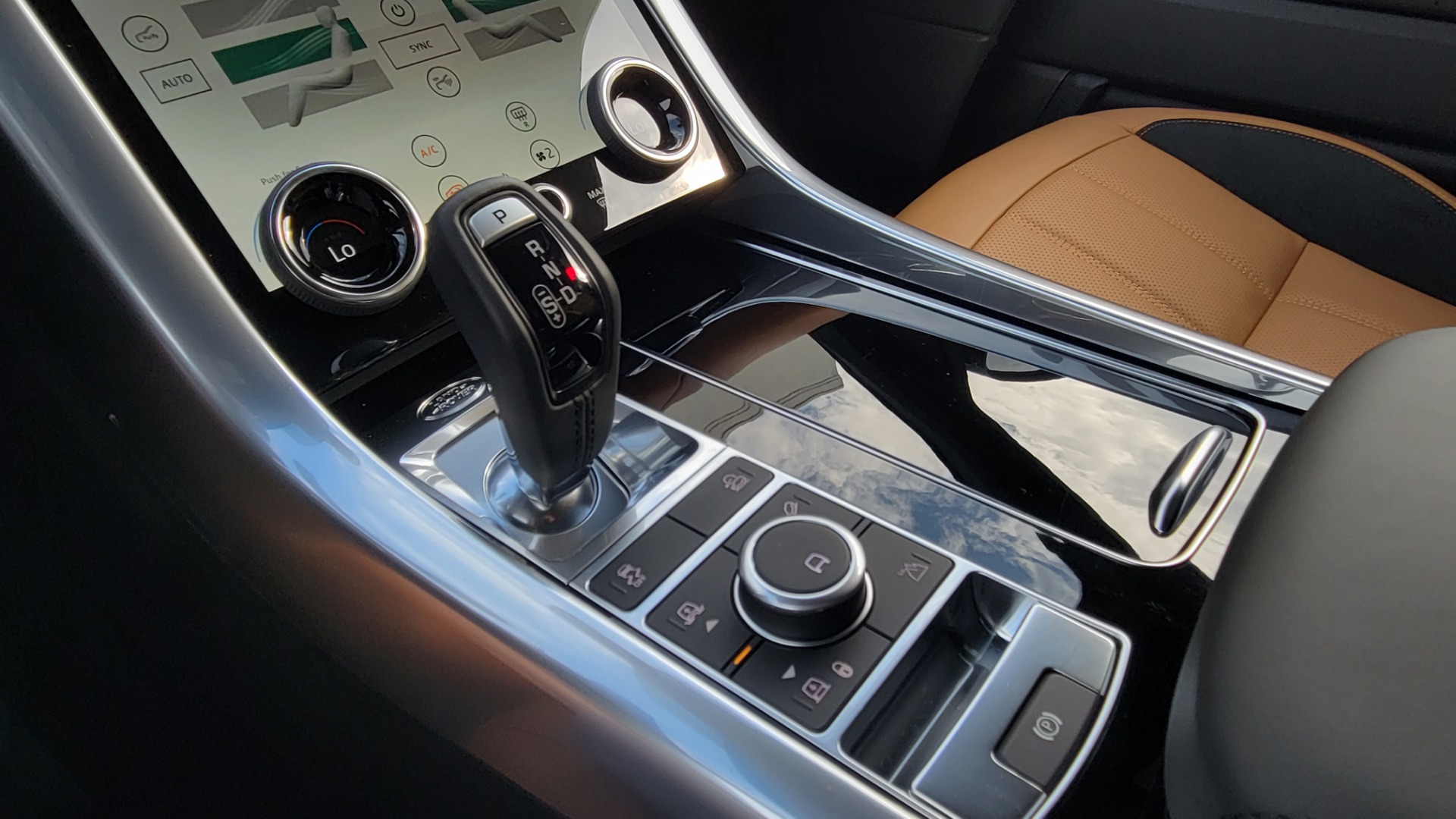 Used 2022 Land Rover RANGE ROVER SPORT HSE DYNAMIC 518HP / NAV / SUNROOF / MERIDIAN / CAMERA for sale Sold at Formula Imports in Charlotte NC 28227 54
