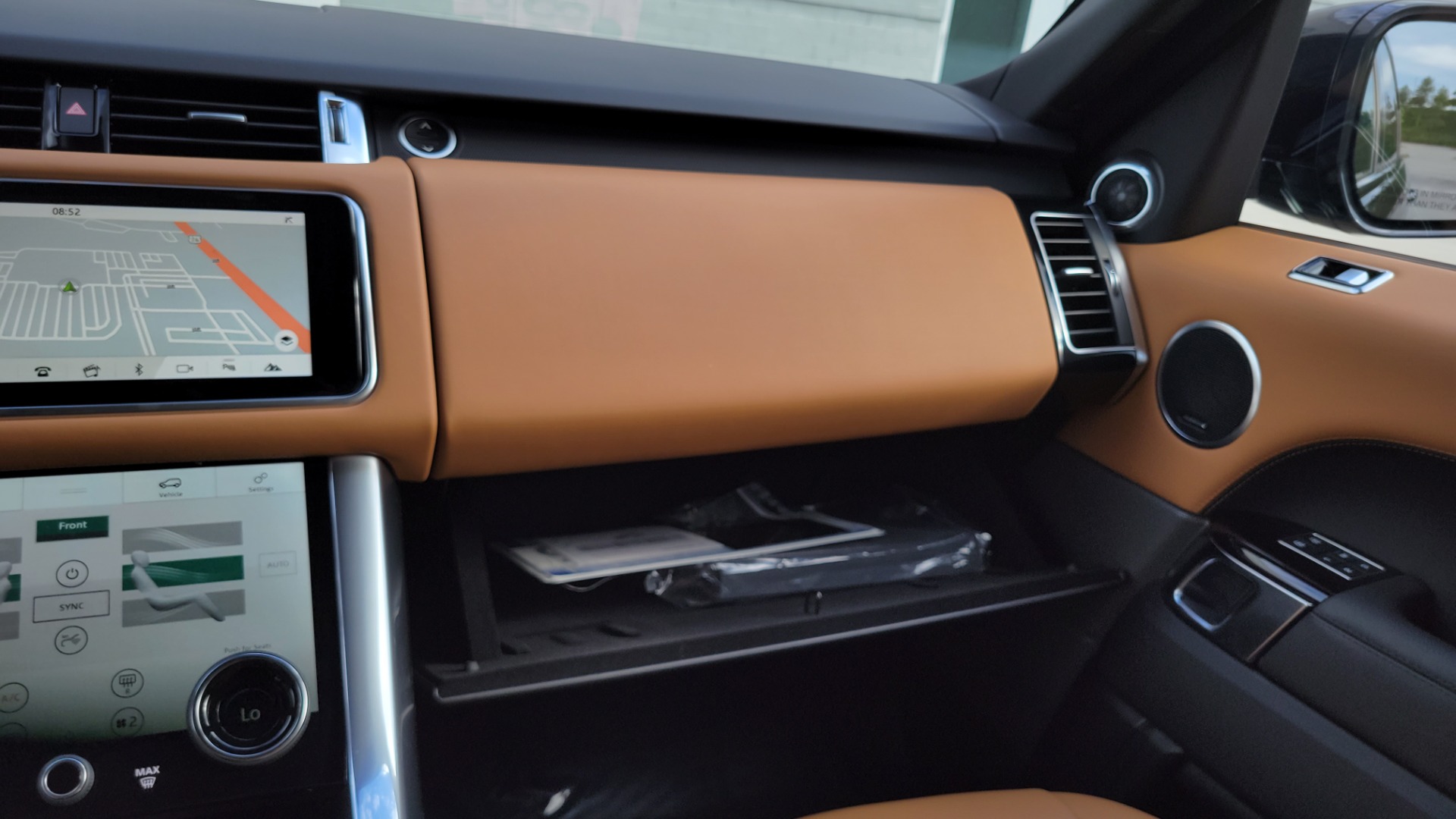 Used 2022 Land Rover RANGE ROVER SPORT HSE DYNAMIC 518HP / NAV / SUNROOF / MERIDIAN / CAMERA for sale $105,998 at Formula Imports in Charlotte NC 28227 57