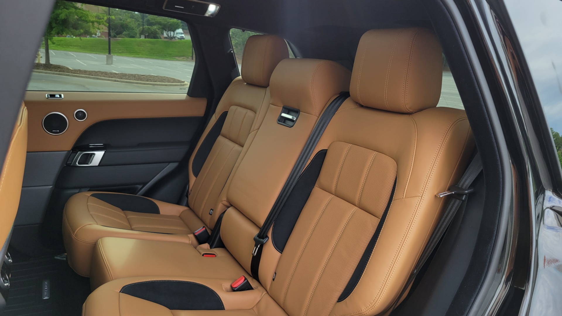 Used 2022 Land Rover RANGE ROVER SPORT HSE DYNAMIC 518HP / NAV / SUNROOF / MERIDIAN / CAMERA for sale Sold at Formula Imports in Charlotte NC 28227 70