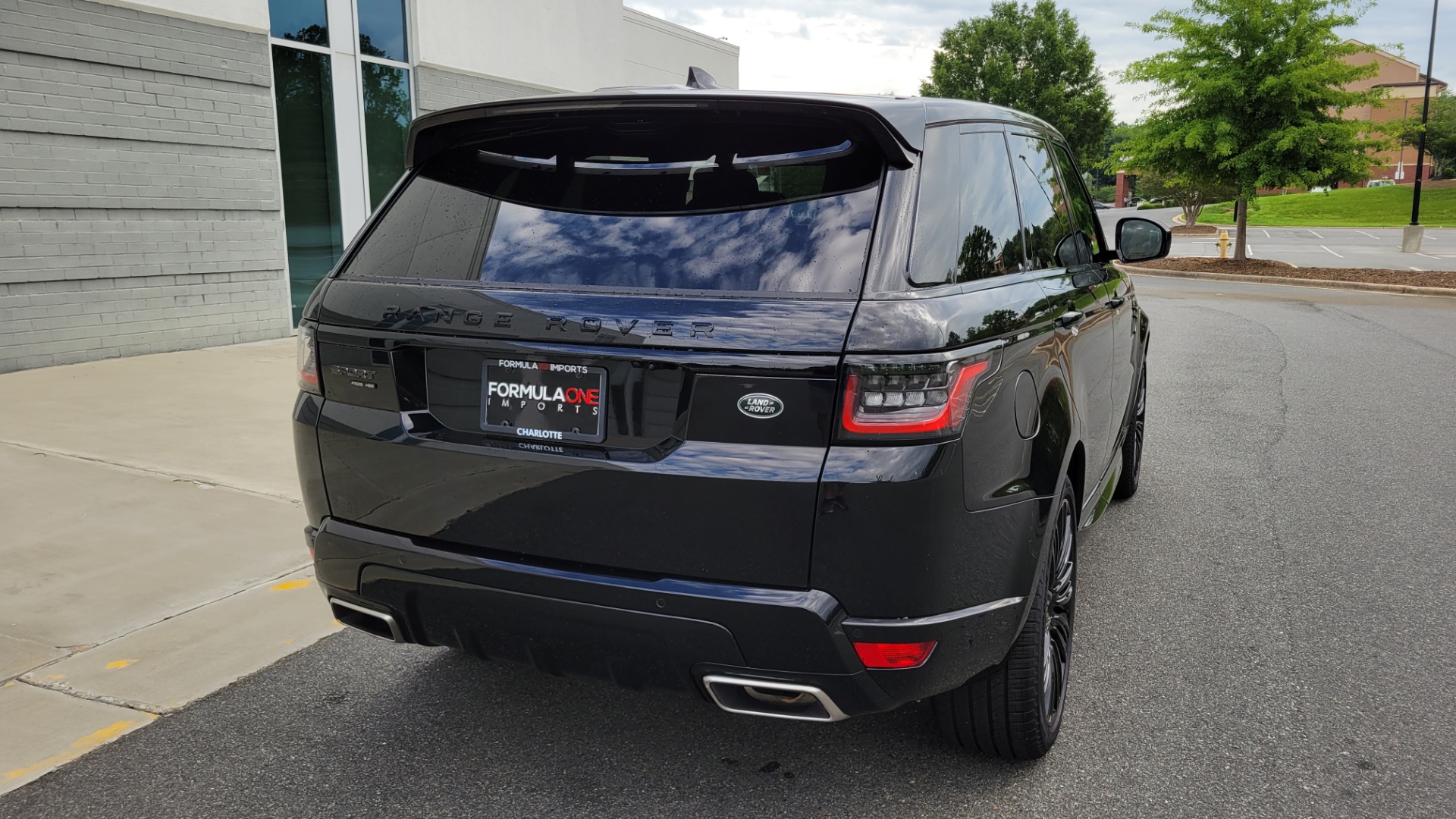 Used 2022 Land Rover RANGE ROVER SPORT HSE DYNAMIC 518HP / NAV / SUNROOF / MERIDIAN / CAMERA for sale Sold at Formula Imports in Charlotte NC 28227 9