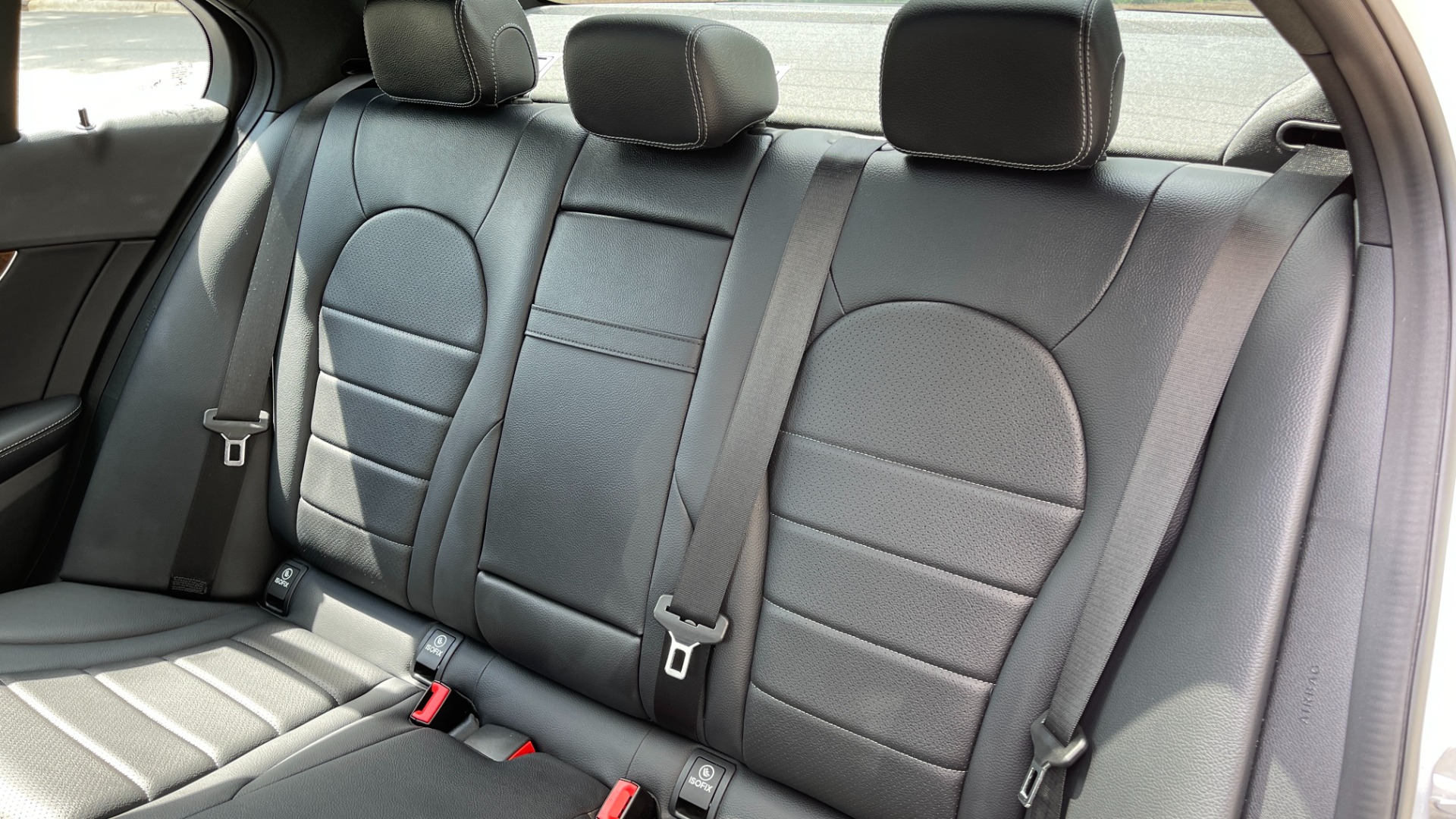 Used 2018 Mercedes-Benz C-Class C300 / PANORAMIC / HEADS UP DISPLAY / ADVANCED LIGHTING / PREMIUM ASSISTANC for sale $30,995 at Formula Imports in Charlotte NC 28227 13