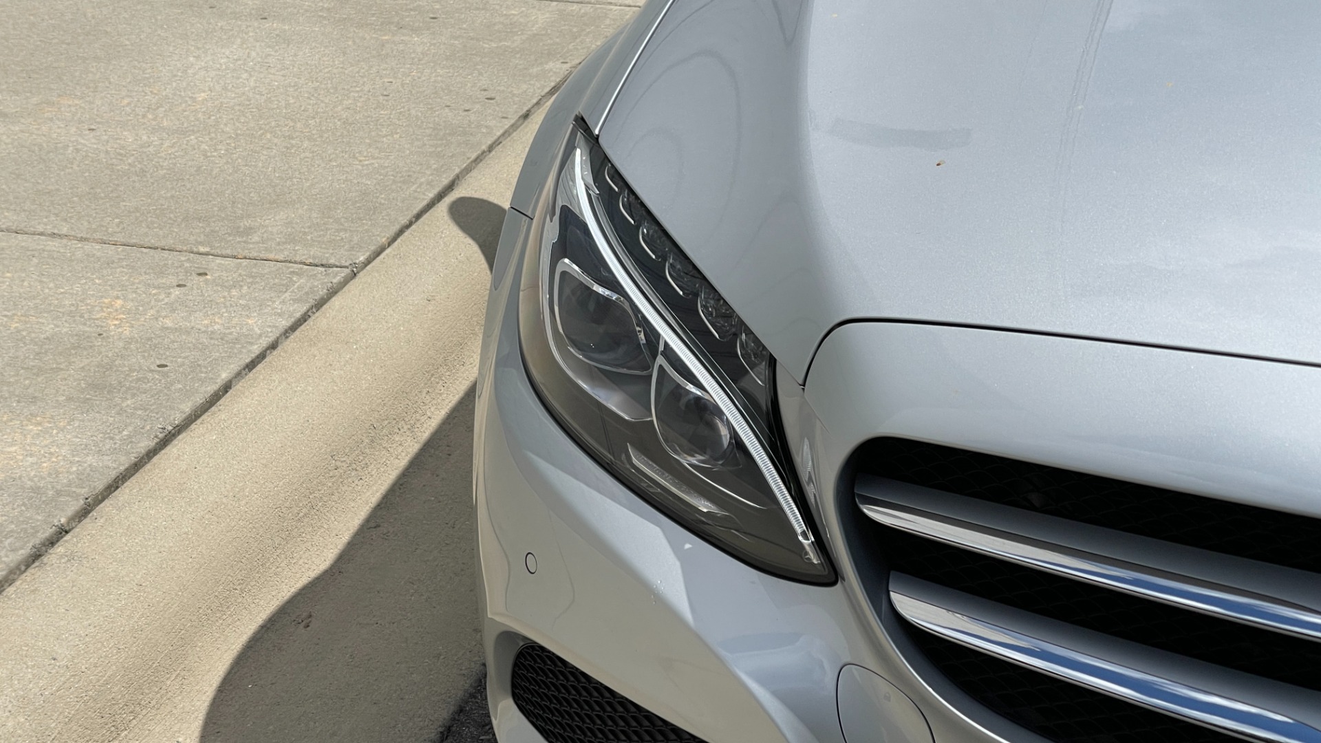 Used 2018 Mercedes-Benz C-Class C300 / PANORAMIC / HEADS UP DISPLAY / ADVANCED LIGHTING / PREMIUM ASSISTANC for sale $30,995 at Formula Imports in Charlotte NC 28227 21