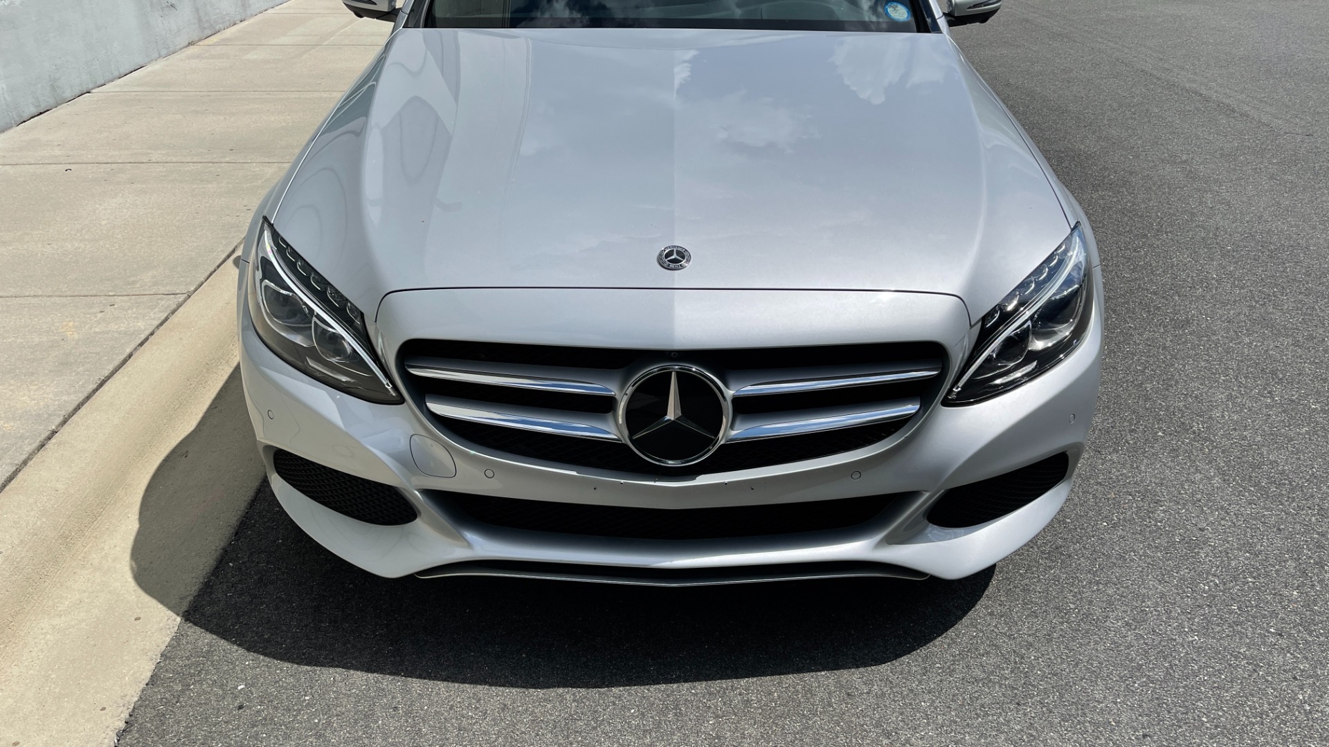 Used 2018 Mercedes-Benz C-Class C300 / PANORAMIC / HEADS UP DISPLAY / ADVANCED LIGHTING / PREMIUM ASSISTANC for sale $30,995 at Formula Imports in Charlotte NC 28227 4