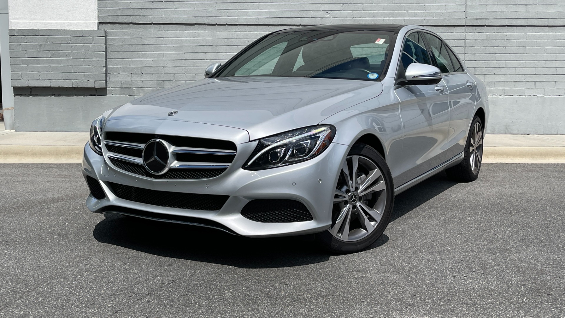 Used 2018 Mercedes-Benz C-Class C300 / PANORAMIC / HEADS UP DISPLAY / ADVANCED LIGHTING / PREMIUM ASSISTANC for sale $30,995 at Formula Imports in Charlotte NC 28227 7