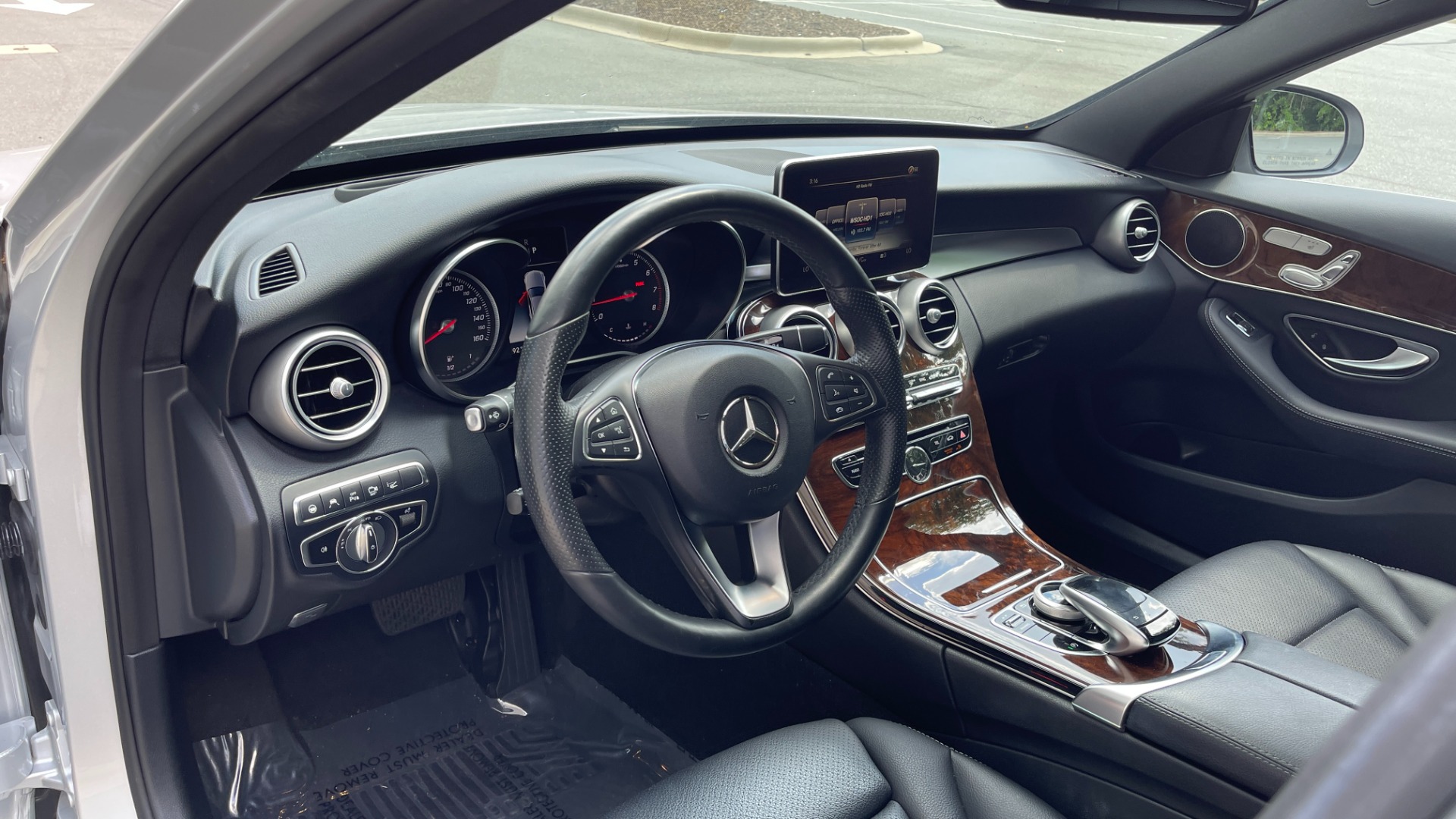 Used 2018 Mercedes-Benz C-Class C300 / PANORAMIC / HEADS UP DISPLAY / ADVANCED LIGHTING / PREMIUM ASSISTANC for sale $32,995 at Formula Imports in Charlotte NC 28227 9