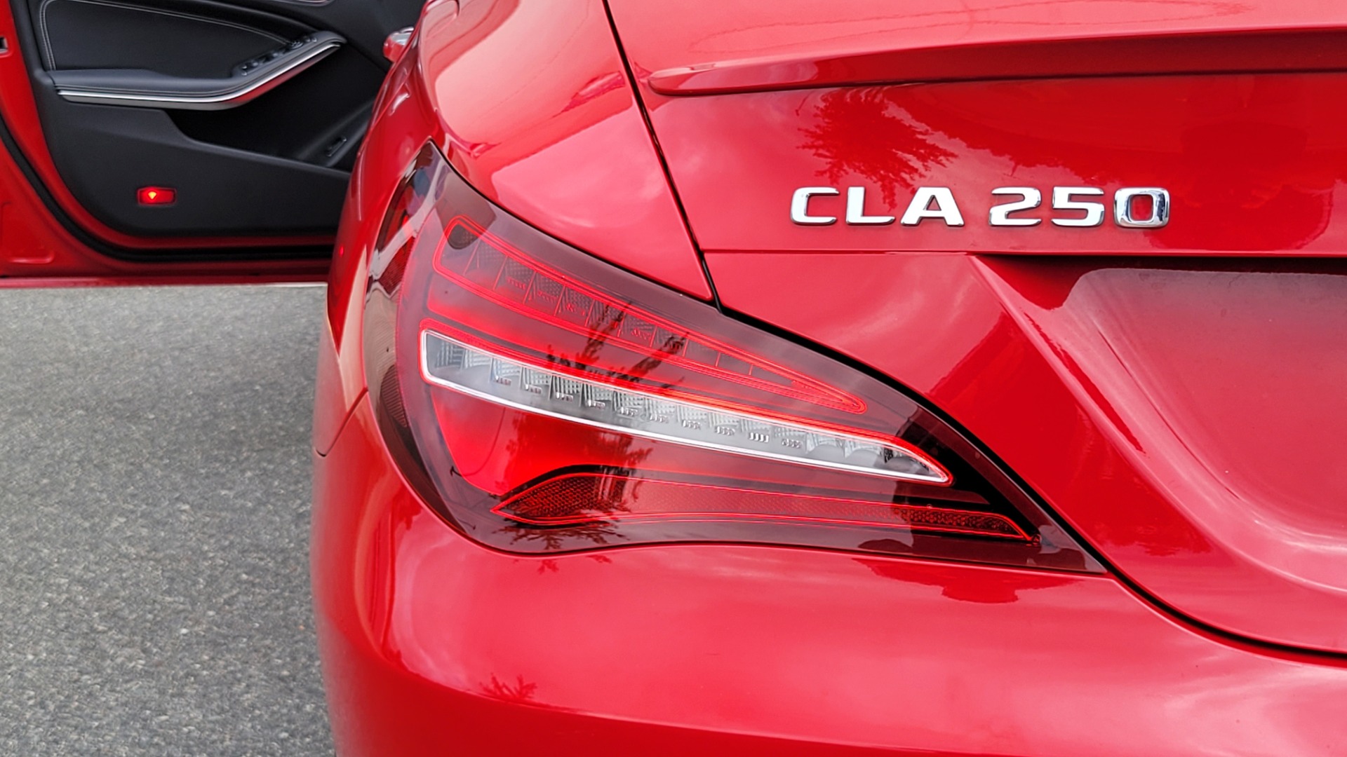 Used 2019 Mercedes-Benz CLA 250 PREMIUM / CONV PKG / PANO-ROOF / H/K SND / CAMERA for sale Sold at Formula Imports in Charlotte NC 28227 34
