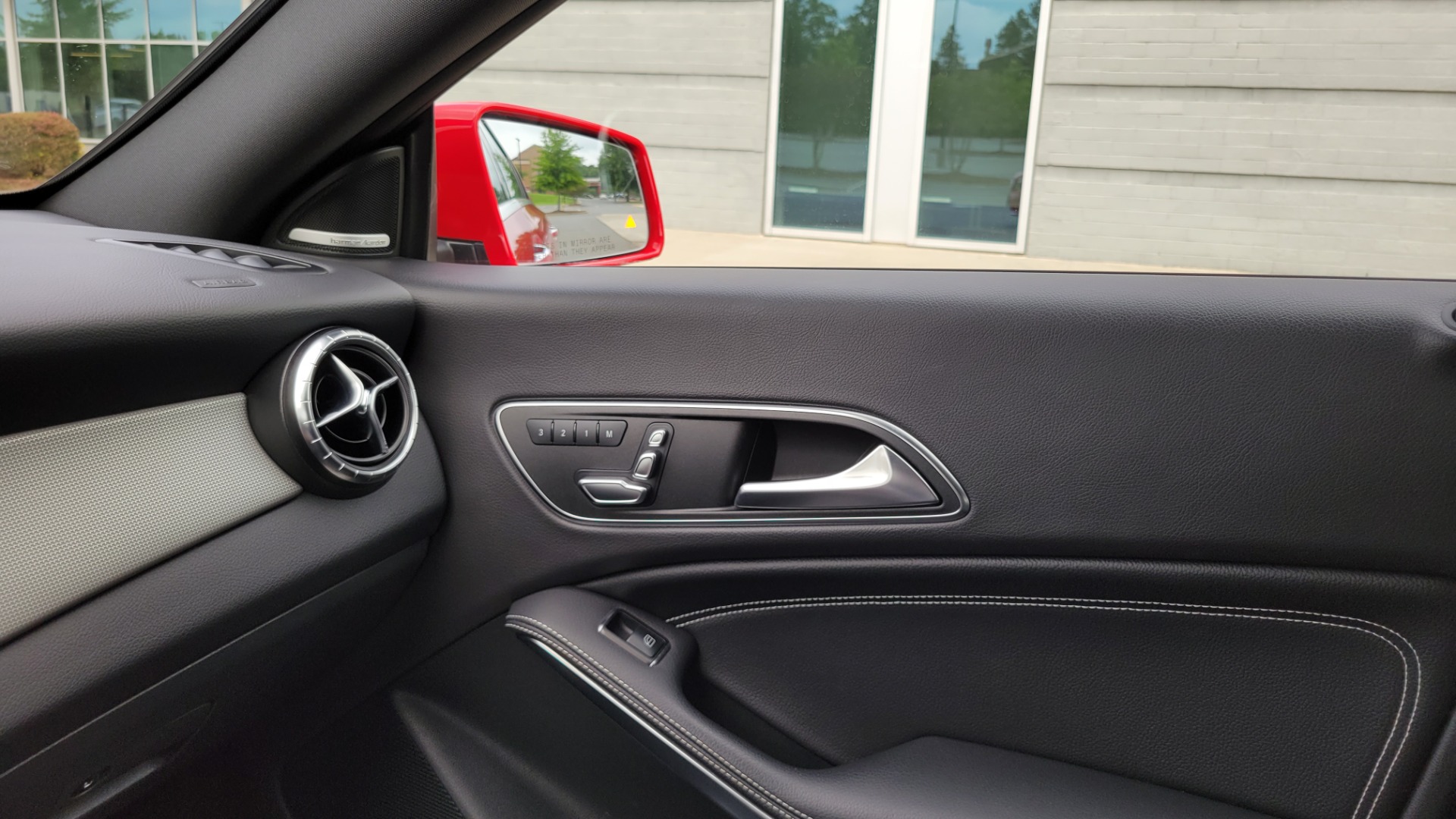 Used 2019 Mercedes-Benz CLA 250 PREMIUM / CONV PKG / PANO-ROOF / H/K SND / CAMERA for sale Sold at Formula Imports in Charlotte NC 28227 93