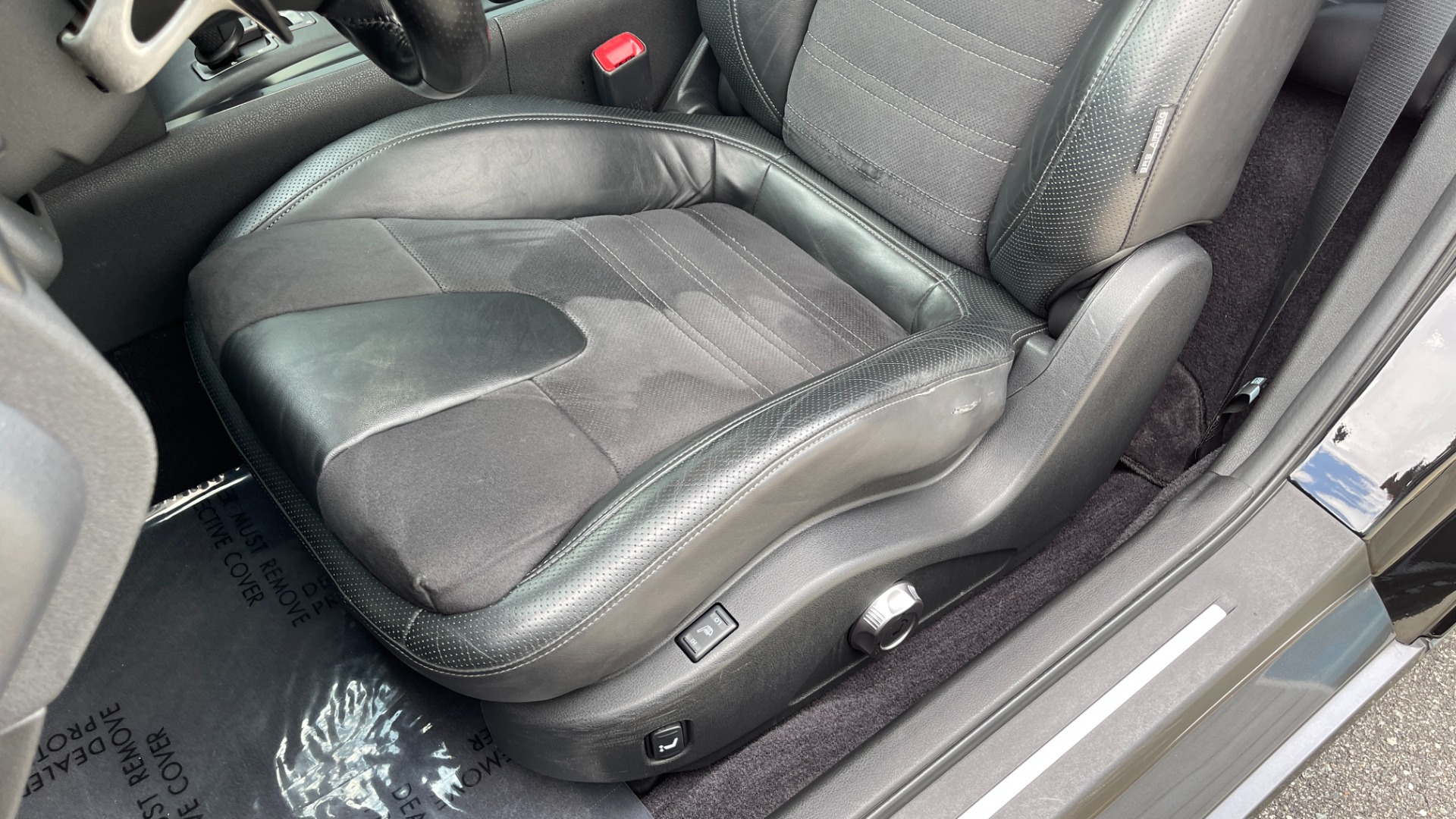 Used 2013 Nissan GT-R PREMIUM COUPE / 3.8L TWIN-TURBO / 6-SPD AUTO / COLD WTHR PKG / CAMERA for sale $75,995 at Formula Imports in Charlotte NC 28227 28