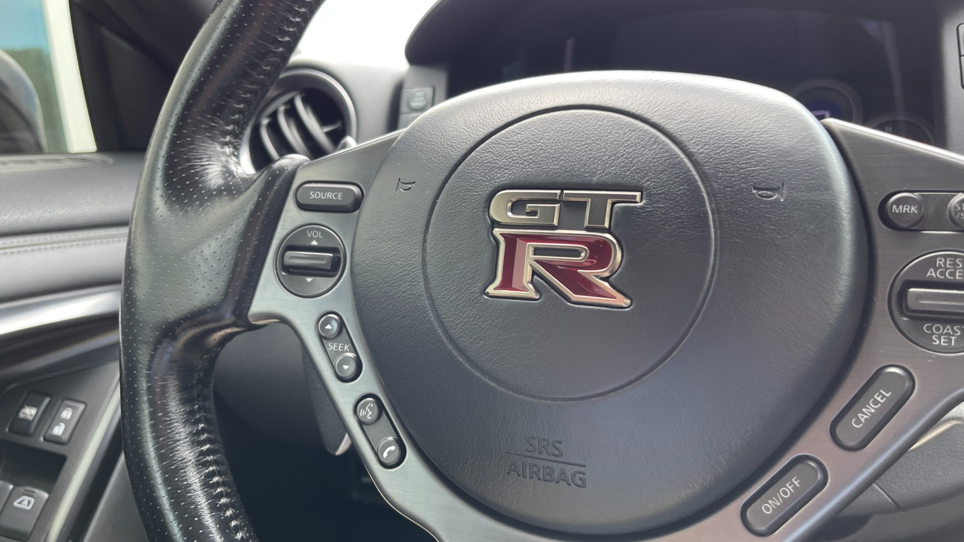 Used 2013 Nissan GT-R PREMIUM COUPE / 3.8L TWIN-TURBO / 6-SPD AUTO / COLD WTHR PKG / CAMERA for sale $75,995 at Formula Imports in Charlotte NC 28227 36