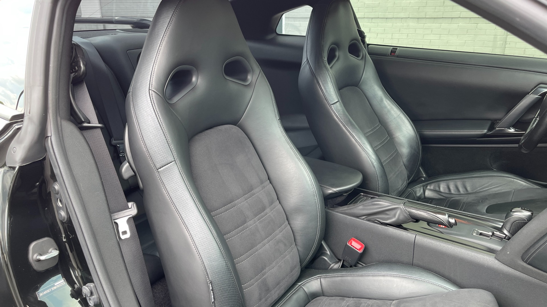 Used 2013 Nissan GT-R PREMIUM COUPE / 3.8L TWIN-TURBO / 6-SPD AUTO / COLD WTHR PKG / CAMERA for sale $75,995 at Formula Imports in Charlotte NC 28227 54