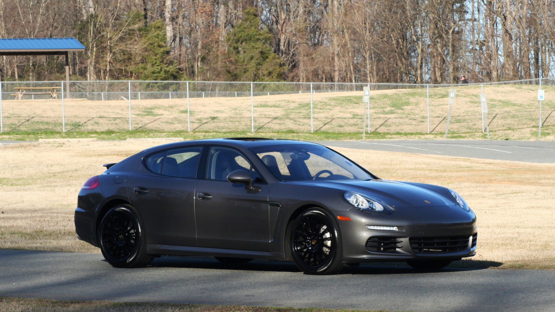 Used 2016 Porsche PANAMERA S / TURBO V6 / PDK / NAV / BOSE / SNRF / LDW / REARVIEW for sale Sold at Formula Imports in Charlotte NC 28227 17