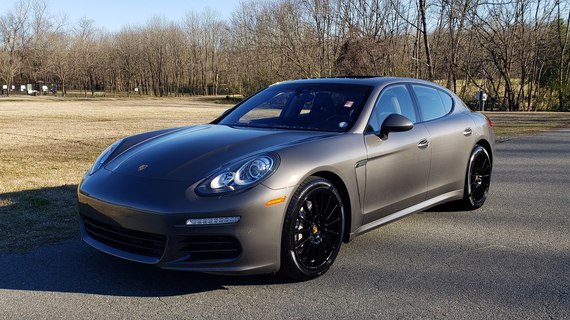Used 2016 Porsche PANAMERA S / TURBO V6 / PDK / NAV / BOSE / SNRF / LDW / REARVIEW for sale Sold at Formula Imports in Charlotte NC 28227 30