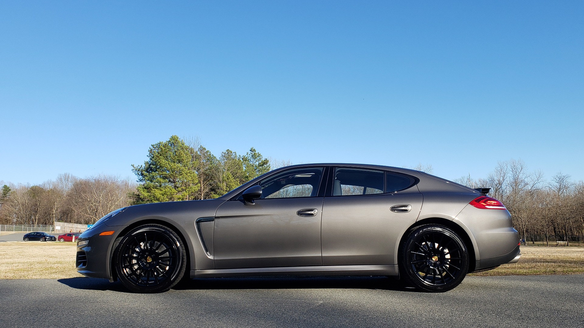 Used 2016 Porsche PANAMERA S / TURBO V6 / PDK / NAV / BOSE / SNRF / LDW / REARVIEW for sale Sold at Formula Imports in Charlotte NC 28227 32