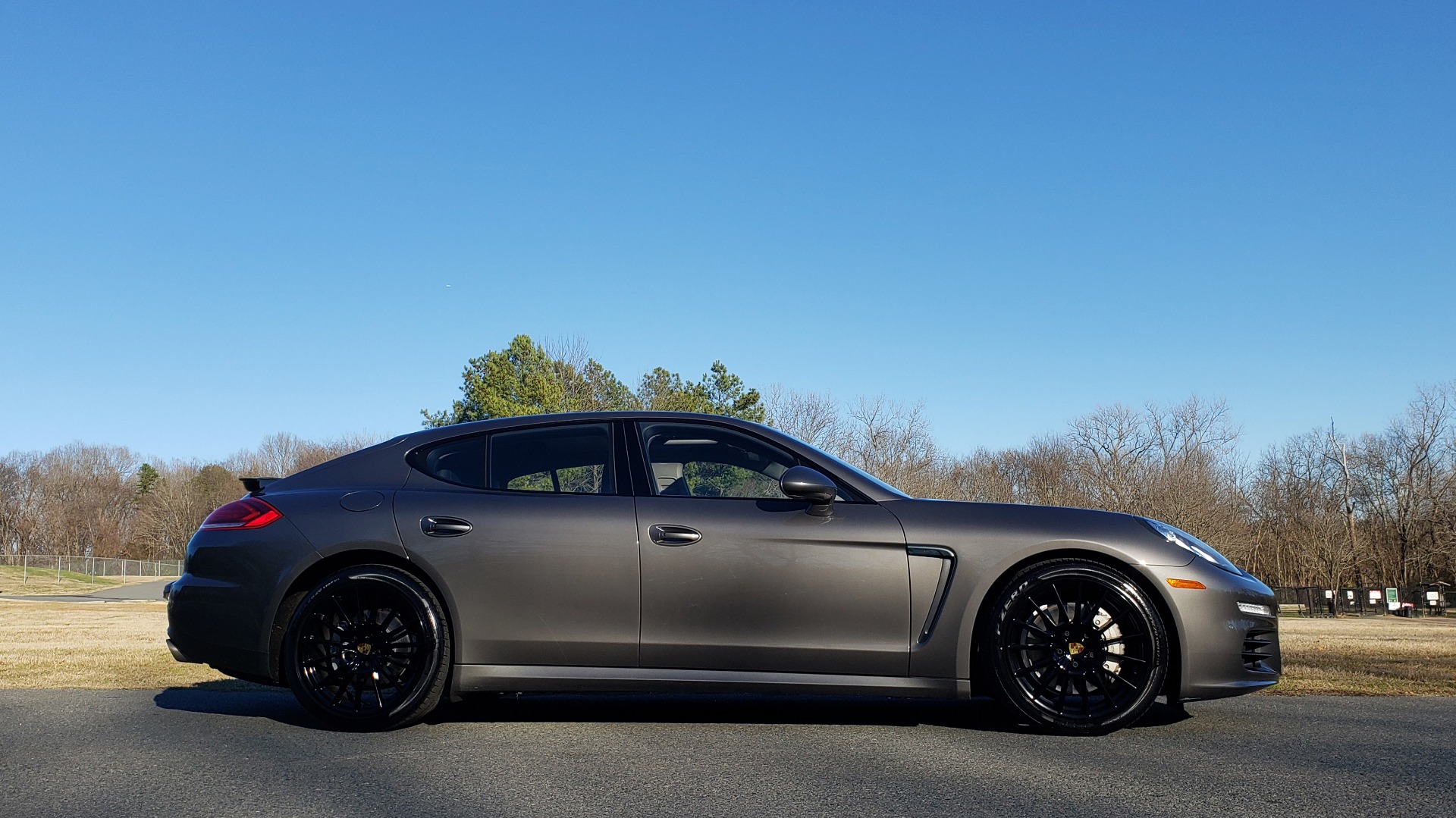 Used 2016 Porsche PANAMERA S / TURBO V6 / PDK / NAV / BOSE / SNRF / LDW / REARVIEW for sale Sold at Formula Imports in Charlotte NC 28227 37