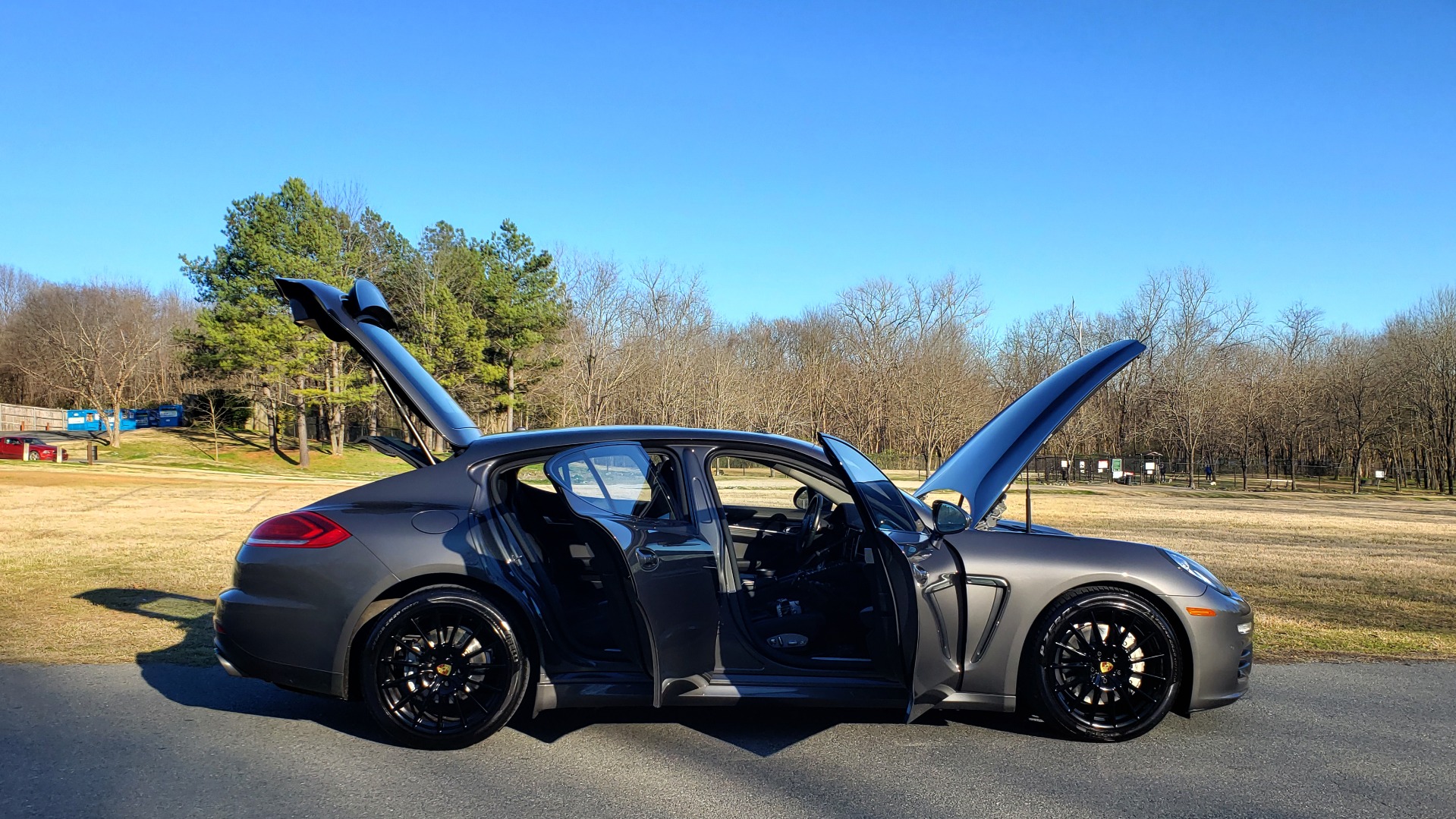 Used 2016 Porsche PANAMERA S / TURBO V6 / PDK / NAV / BOSE / SNRF / LDW / REARVIEW for sale Sold at Formula Imports in Charlotte NC 28227 39