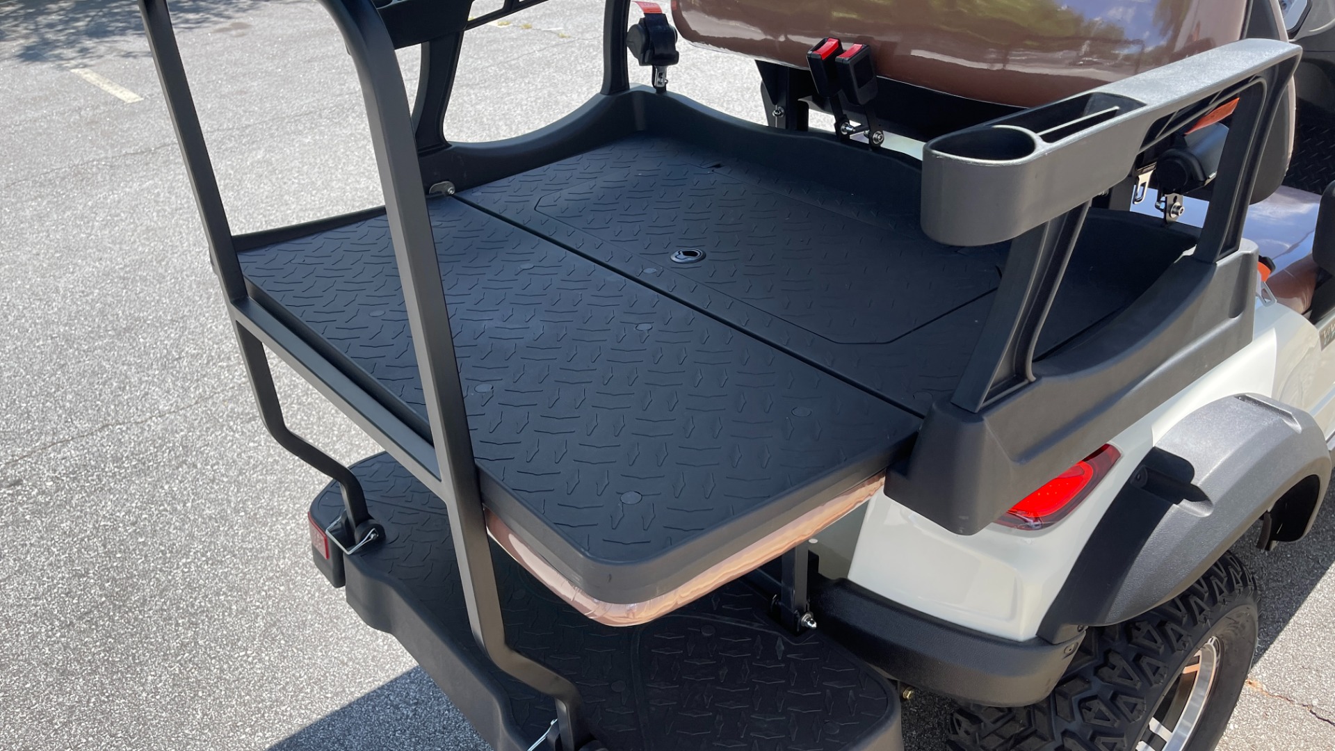 Used 2022 Other V4L 4-SEATER / 25MPH / 105AH LITHIUM BATTERY for sale $11,395 at Formula Imports in Charlotte NC 28227 10