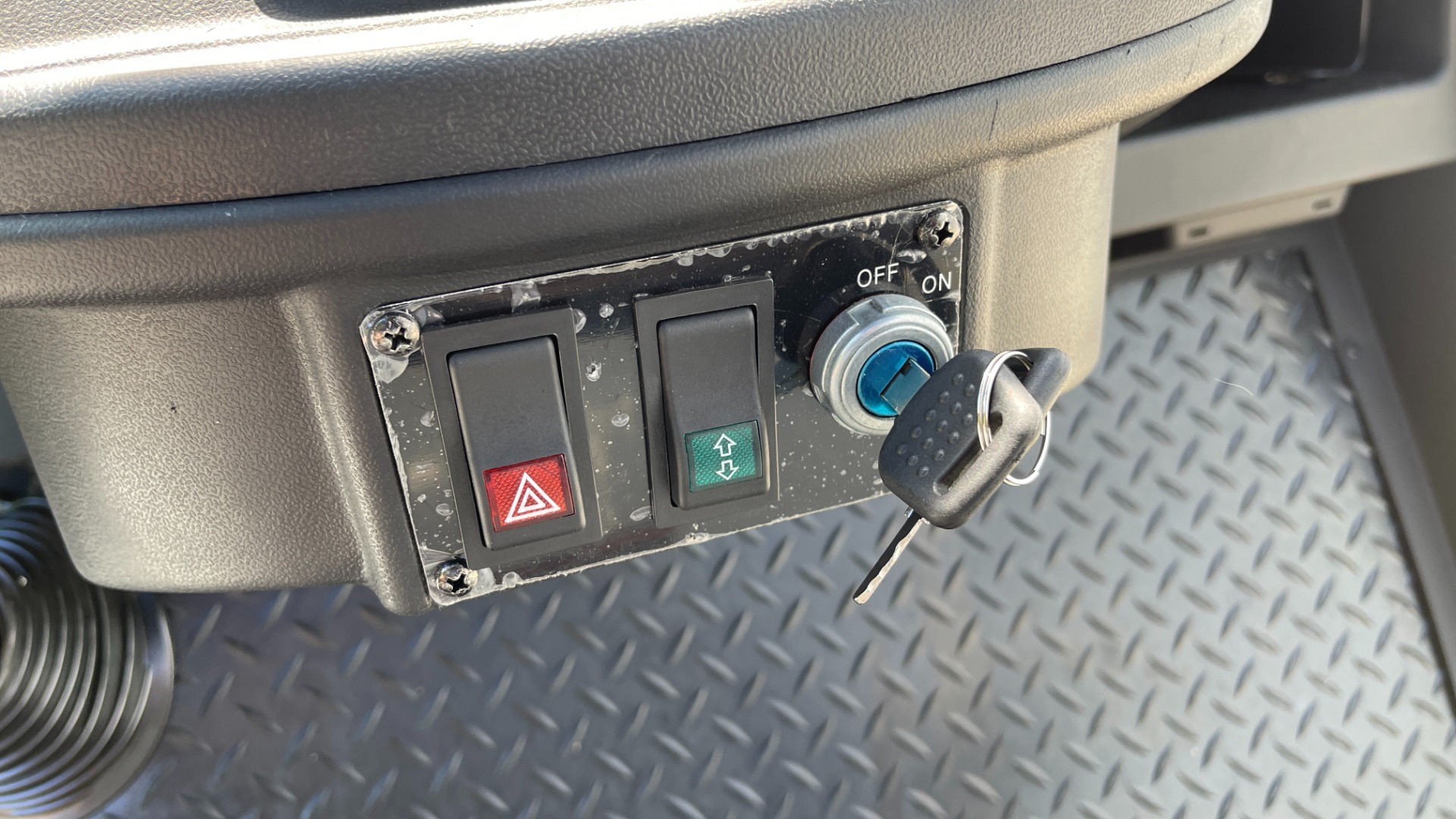 Used 2022 Other V4L 4-SEATER / 25MPH / 105AH LITHIUM BATTERY for sale $11,395 at Formula Imports in Charlotte NC 28227 27