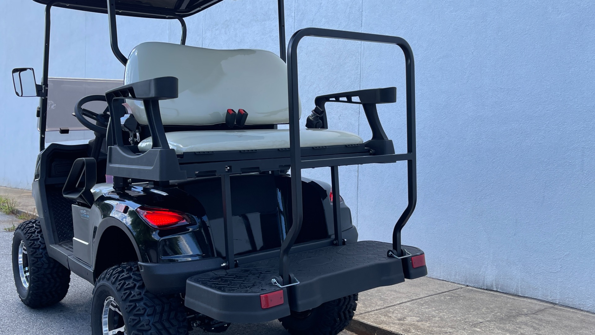 Used 2022 Other V4L 4-SEATER / 25MPH / 105AH LITHIUM BATTERY for sale $11,395 at Formula Imports in Charlotte NC 28227 7