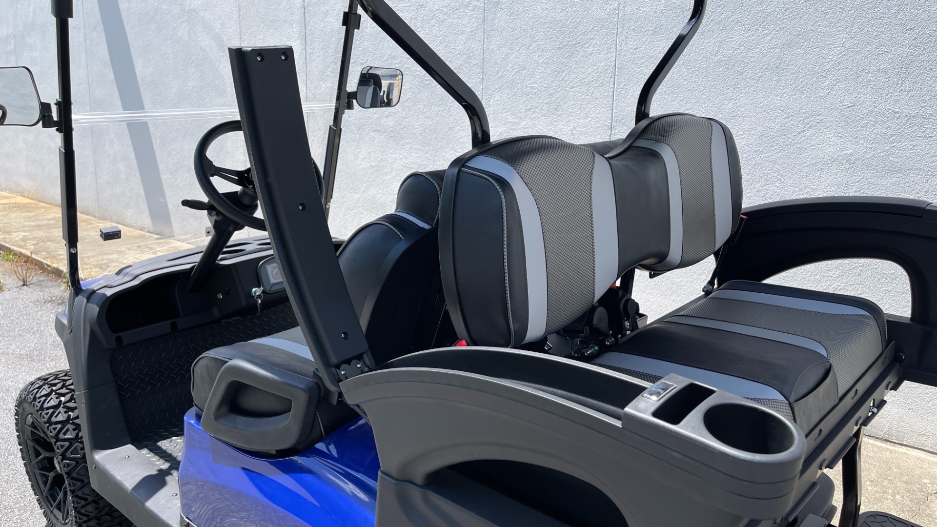 Used 2022 Other PEAK 4L 4-SEATER / 25MPH / 105AH LITHIUM BATTERY for sale Sold at Formula Imports in Charlotte NC 28227 18