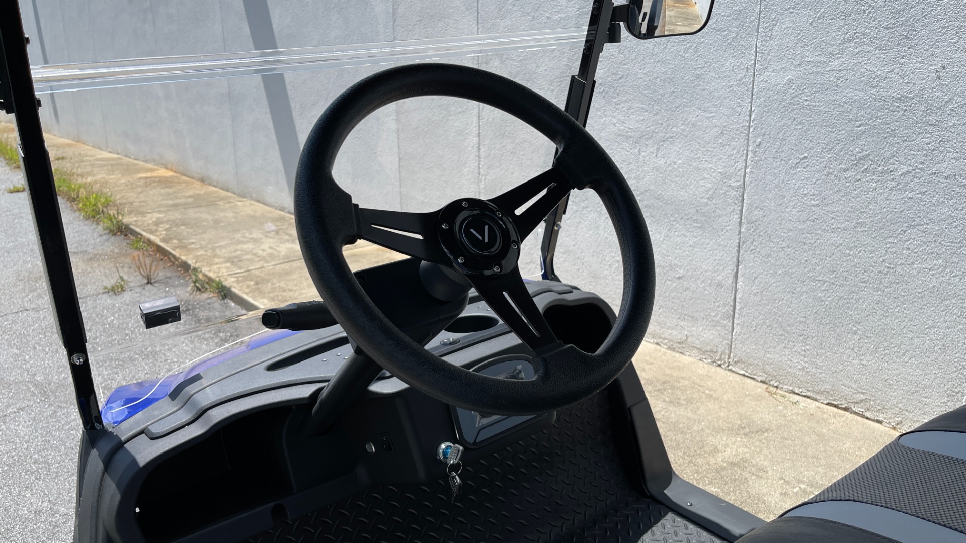 Used 2022 Other PEAK 4L 4-SEATER / 25MPH / 105AH LITHIUM BATTERY for sale Sold at Formula Imports in Charlotte NC 28227 27