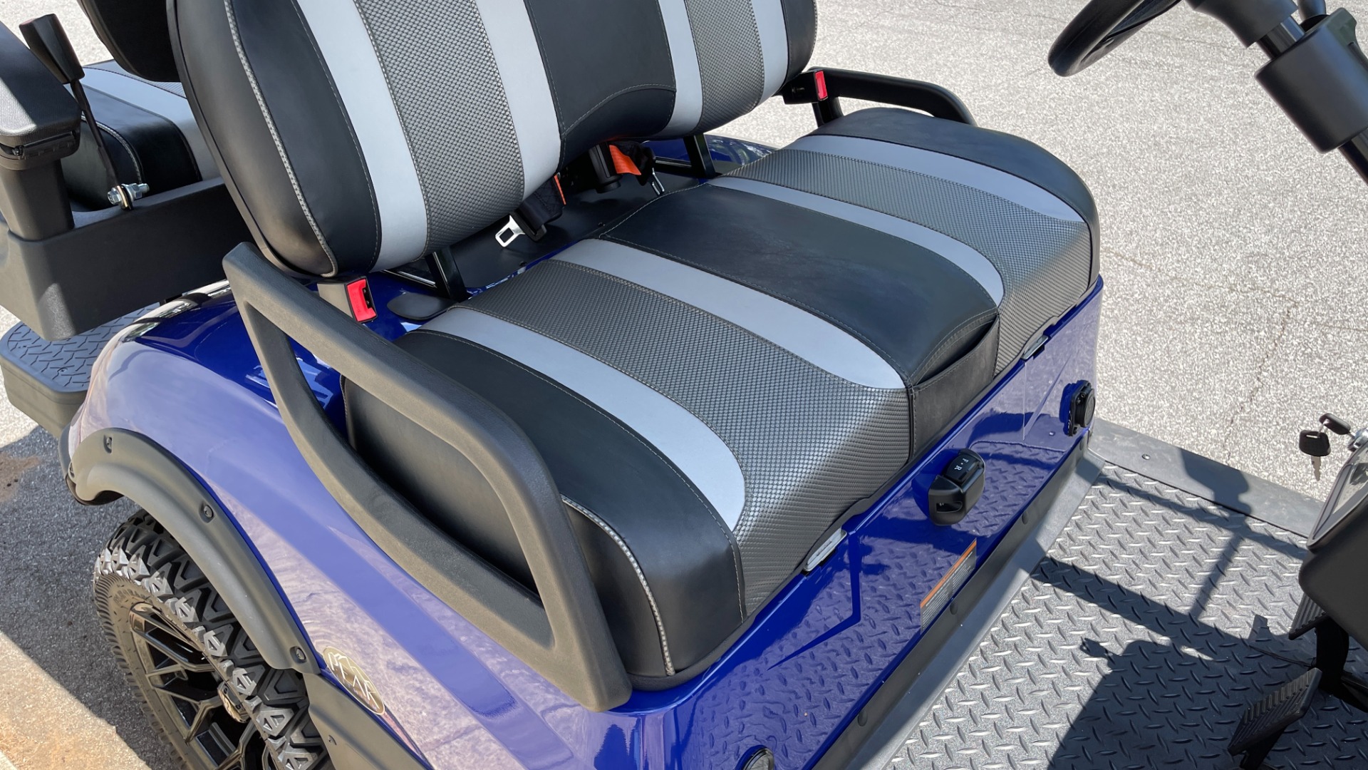Used 2022 Other PEAK 4L 4-SEATER / 25MPH / 105AH LITHIUM BATTERY for sale Sold at Formula Imports in Charlotte NC 28227 3