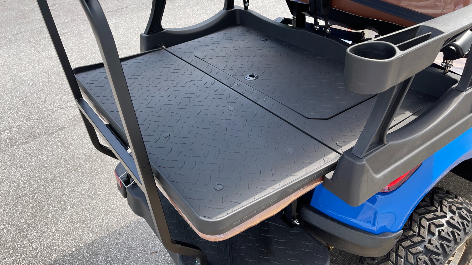Used 2022 Other V4L 4-SEATER / 25MPH / 105AH LITHIUM BATTERY for sale $11,395 at Formula Imports in Charlotte NC 28227 20