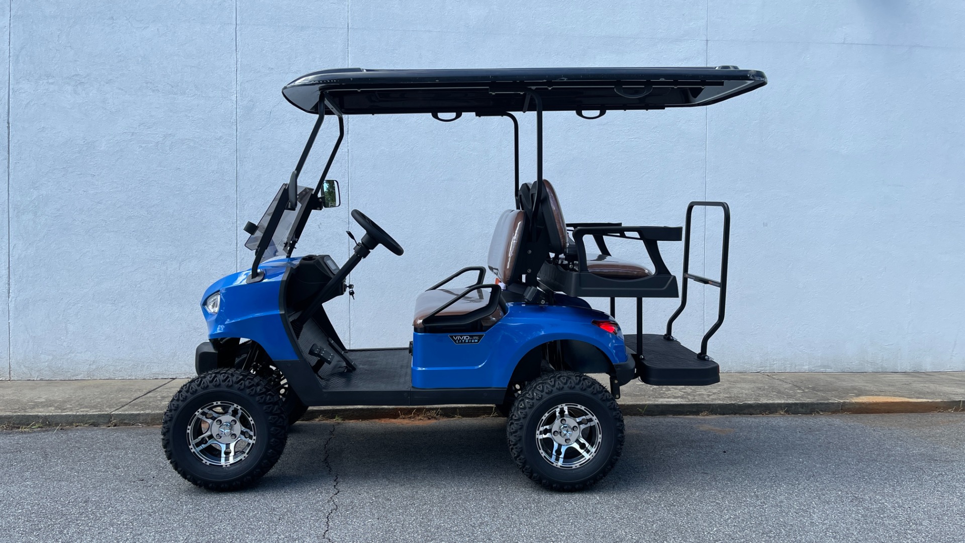 Used 2022 Other V4L 4-SEATER / 25MPH / 105AH LITHIUM BATTERY for sale $11,395 at Formula Imports in Charlotte NC 28227 3